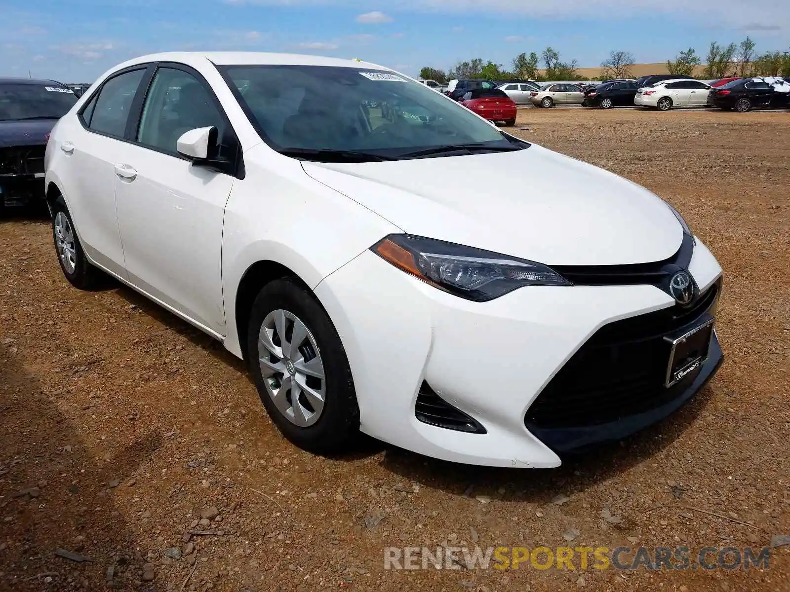 1 Photograph of a damaged car 5YFBURHE3KP904533 TOYOTA COROLLA 2019