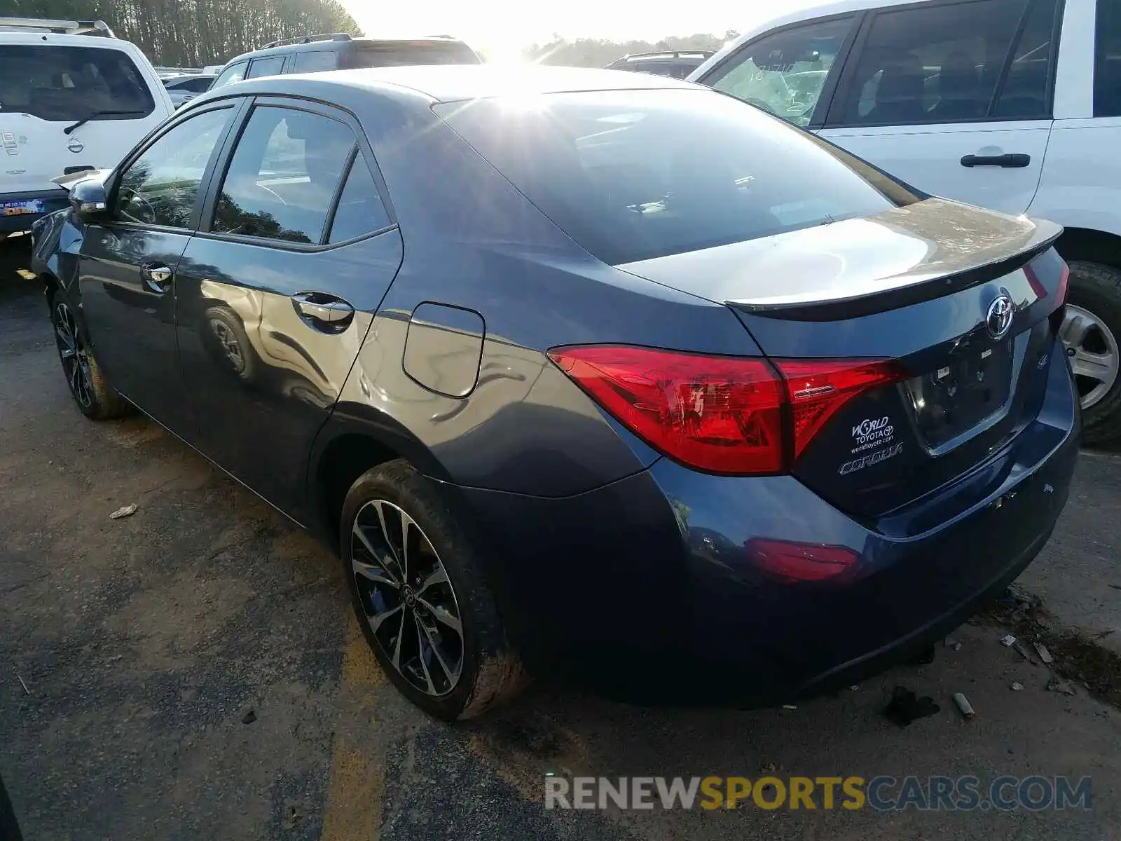 3 Photograph of a damaged car 5YFBURHE3KP904970 TOYOTA COROLLA 2019