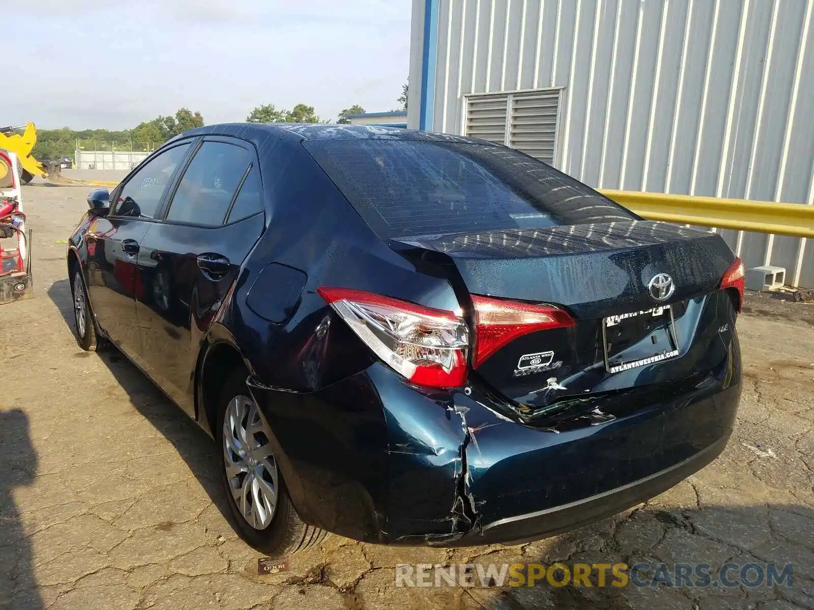 3 Photograph of a damaged car 5YFBURHE3KP905830 TOYOTA COROLLA 2019