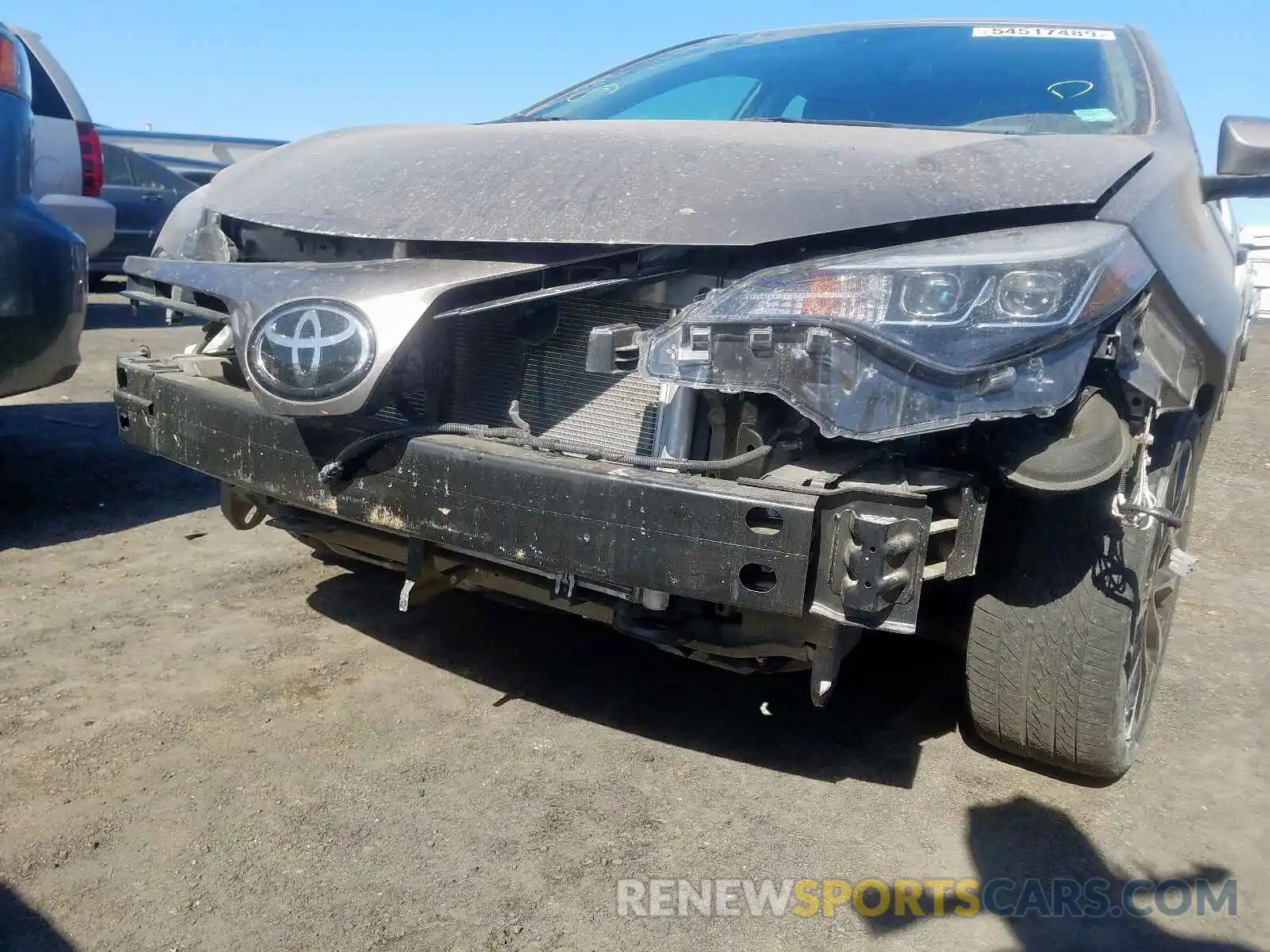 9 Photograph of a damaged car 5YFBURHE3KP905925 TOYOTA COROLLA 2019