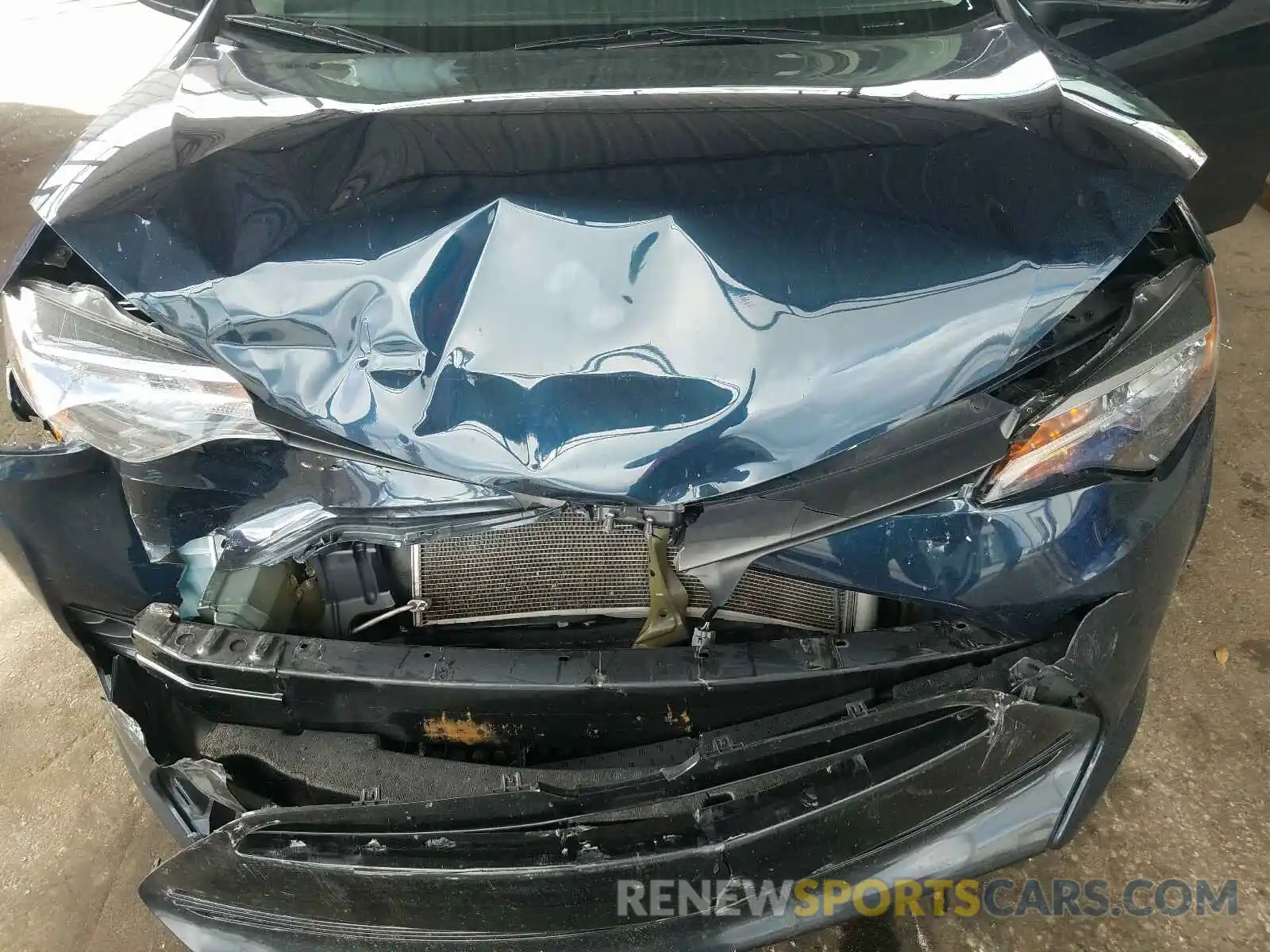 7 Photograph of a damaged car 5YFBURHE3KP906170 TOYOTA COROLLA 2019