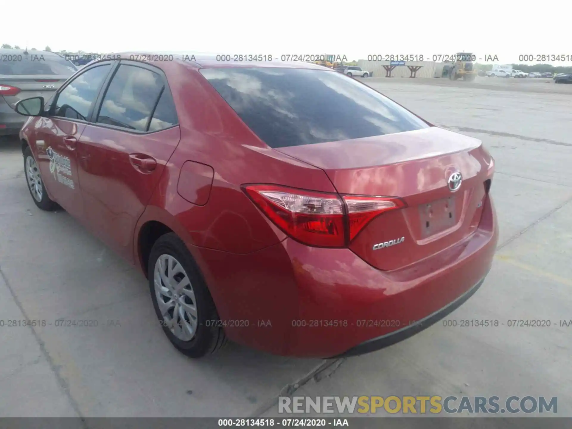 3 Photograph of a damaged car 5YFBURHE3KP906699 TOYOTA COROLLA 2019