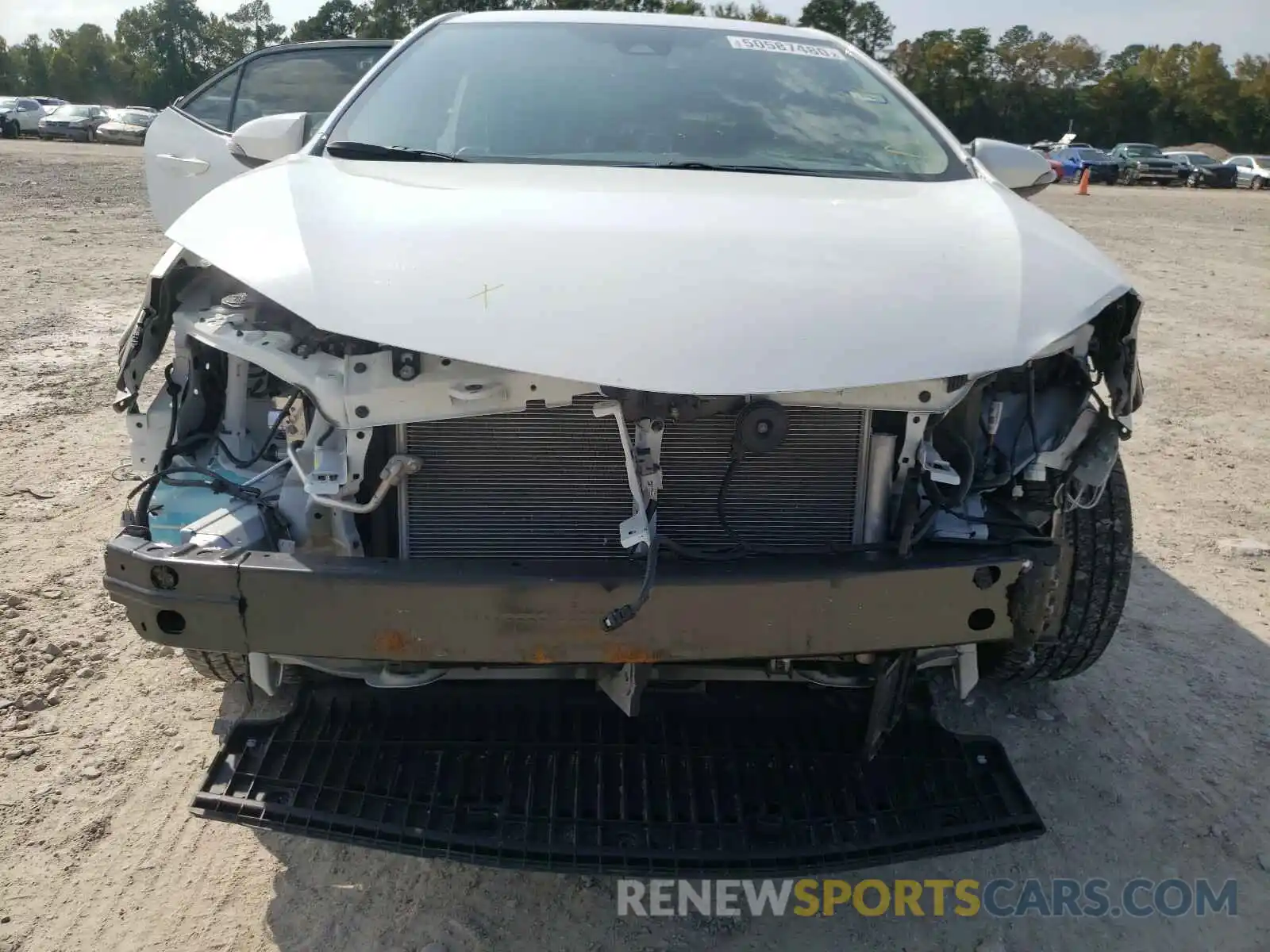 9 Photograph of a damaged car 5YFBURHE3KP908386 TOYOTA COROLLA 2019