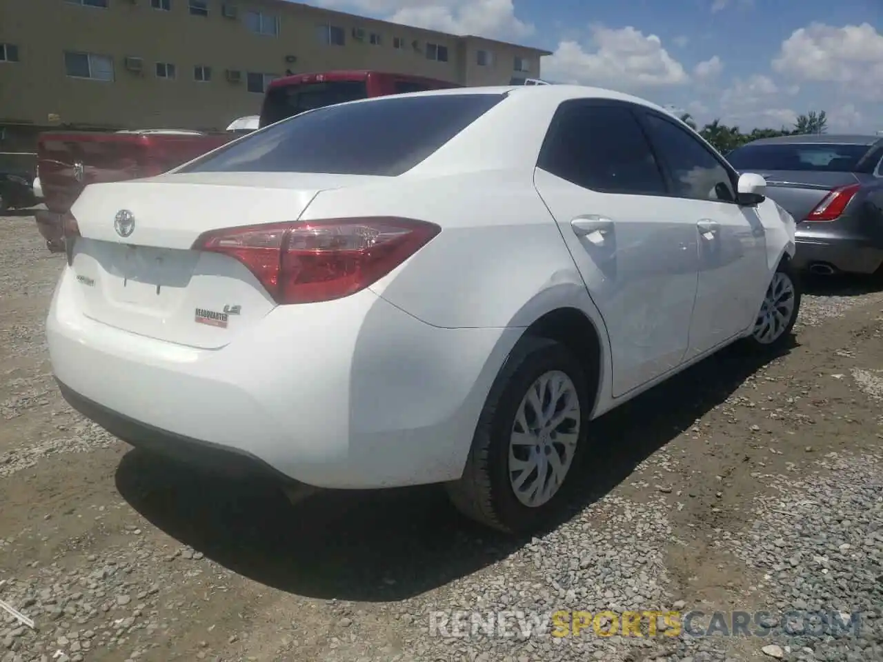 4 Photograph of a damaged car 5YFBURHE3KP909196 TOYOTA COROLLA 2019