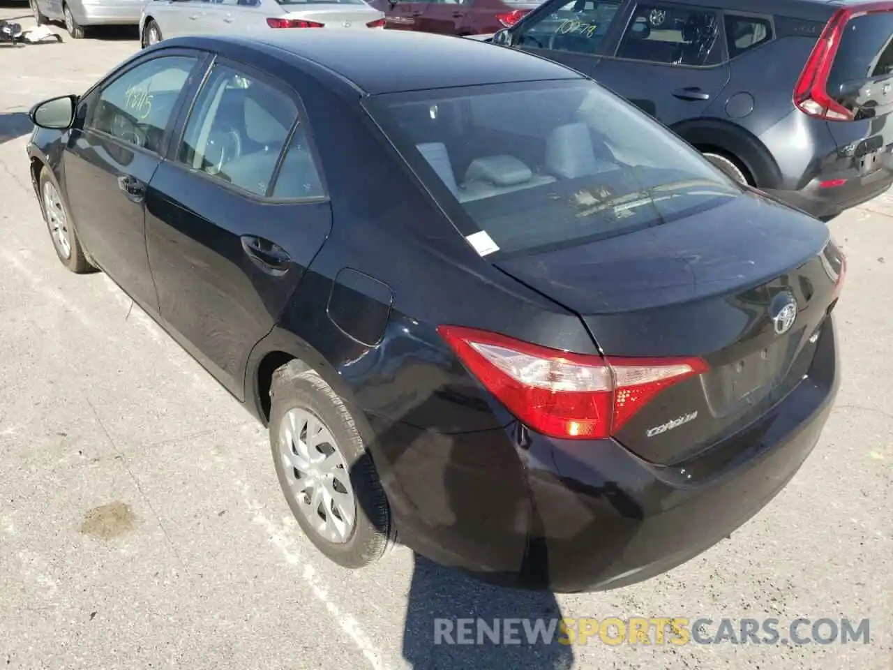 3 Photograph of a damaged car 5YFBURHE3KP910025 TOYOTA COROLLA 2019