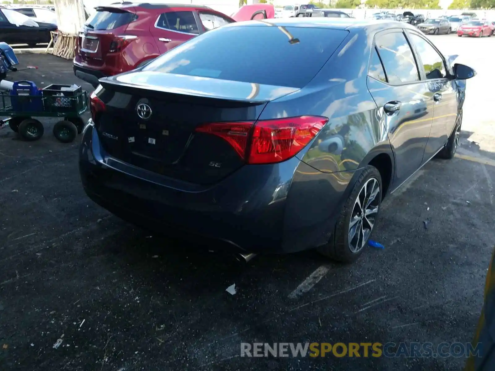 4 Photograph of a damaged car 5YFBURHE3KP910302 TOYOTA COROLLA 2019