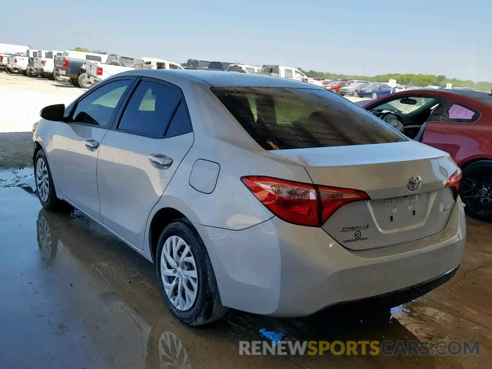 3 Photograph of a damaged car 5YFBURHE3KP910347 TOYOTA COROLLA 2019