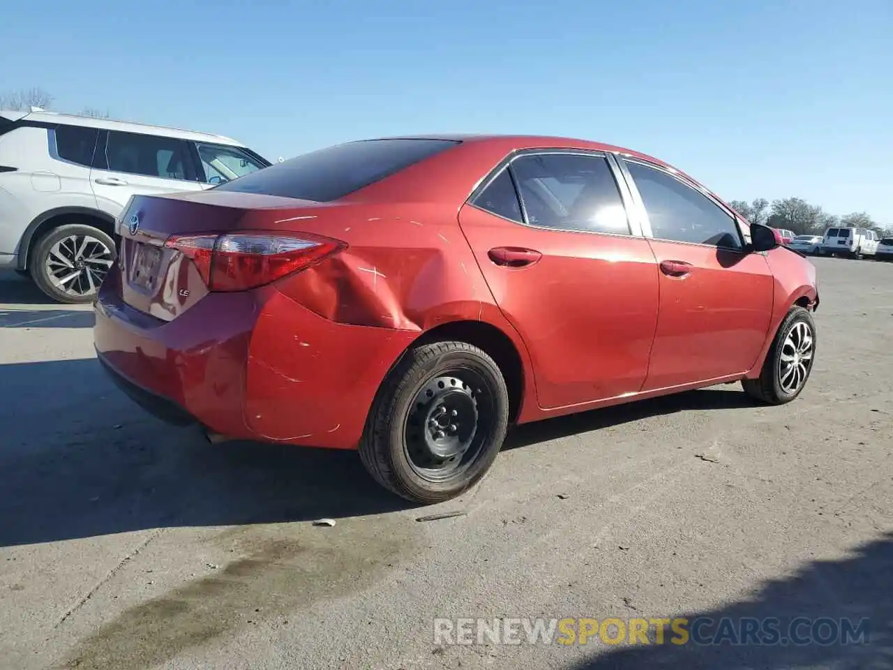 3 Photograph of a damaged car 5YFBURHE3KP910638 TOYOTA COROLLA 2019