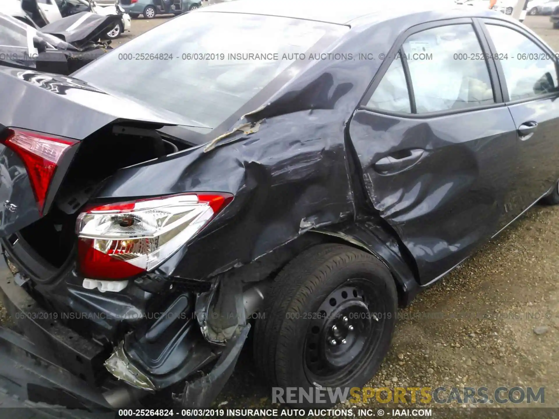 6 Photograph of a damaged car 5YFBURHE3KP911871 TOYOTA COROLLA 2019