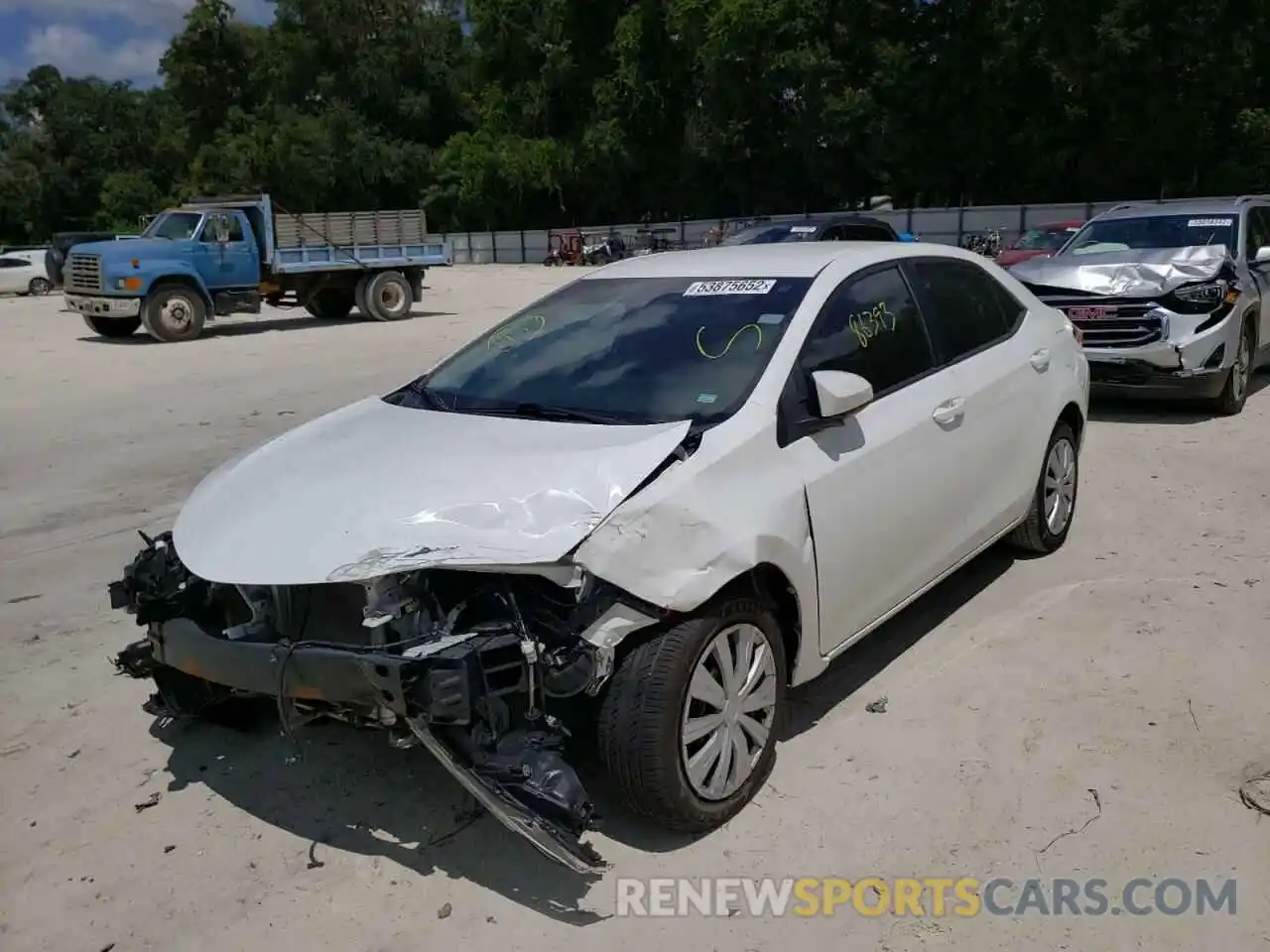 2 Photograph of a damaged car 5YFBURHE3KP913040 TOYOTA COROLLA 2019