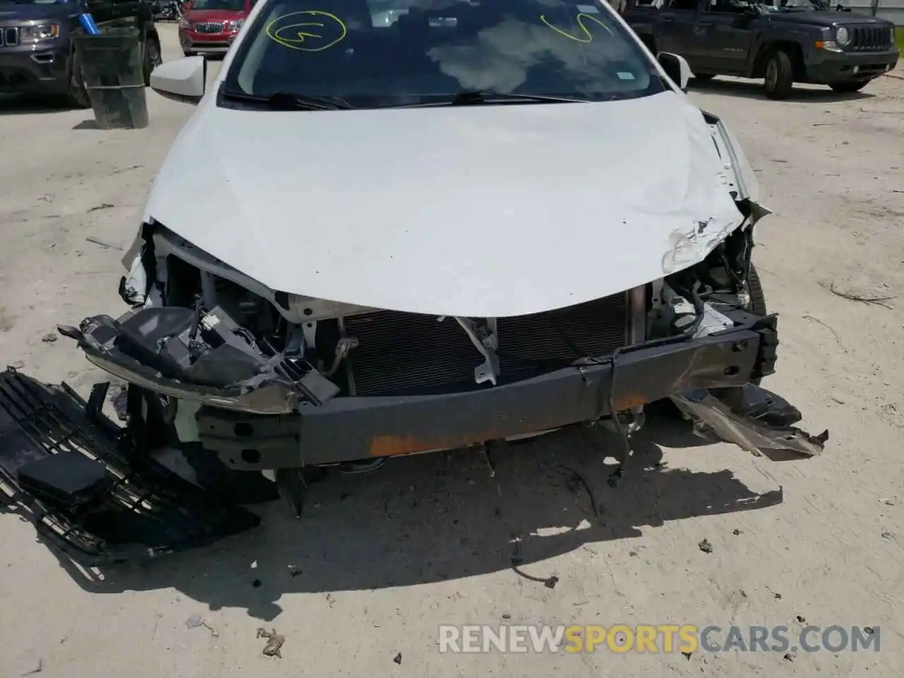 9 Photograph of a damaged car 5YFBURHE3KP913040 TOYOTA COROLLA 2019