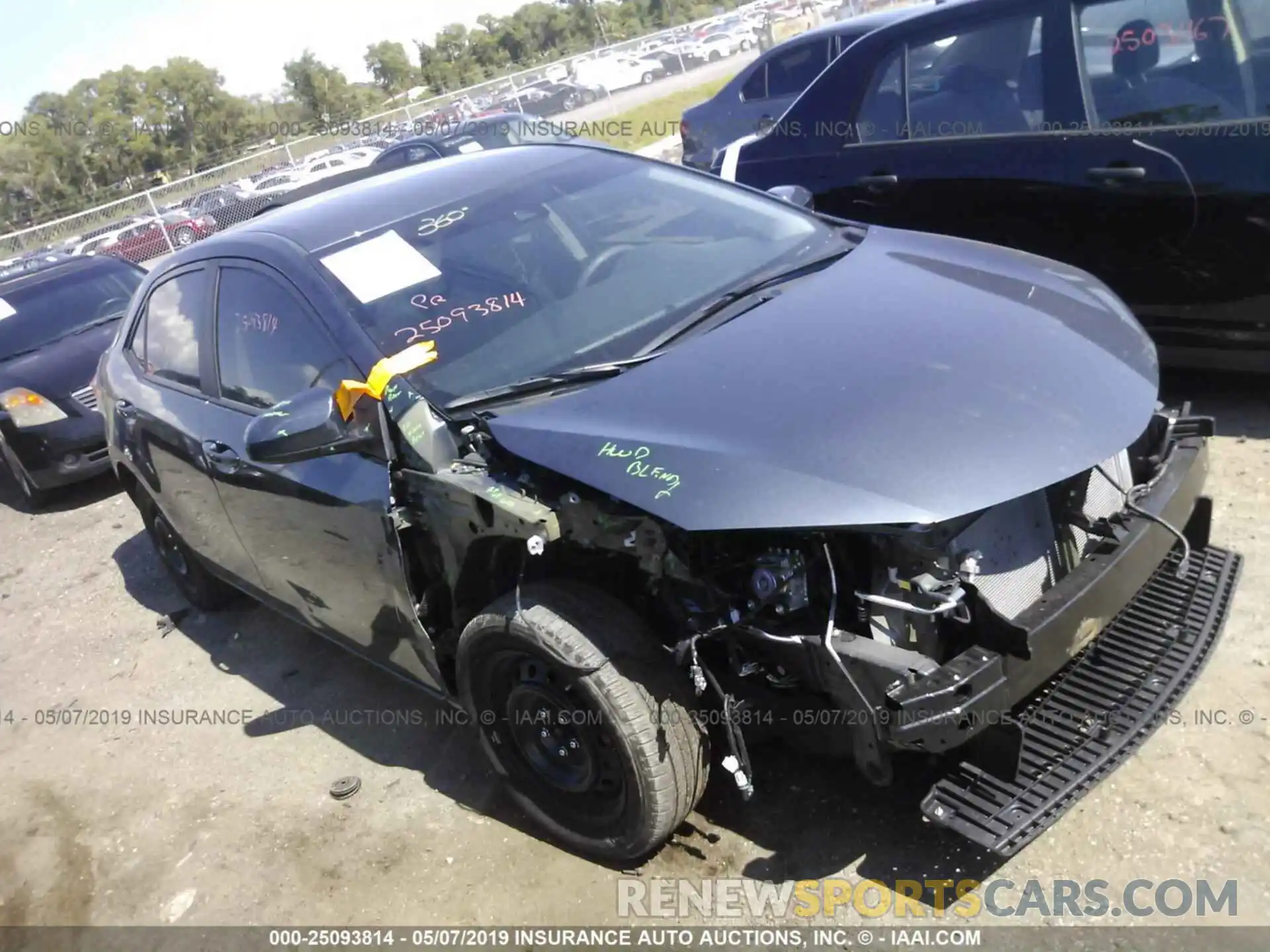 1 Photograph of a damaged car 5YFBURHE3KP913247 TOYOTA COROLLA 2019