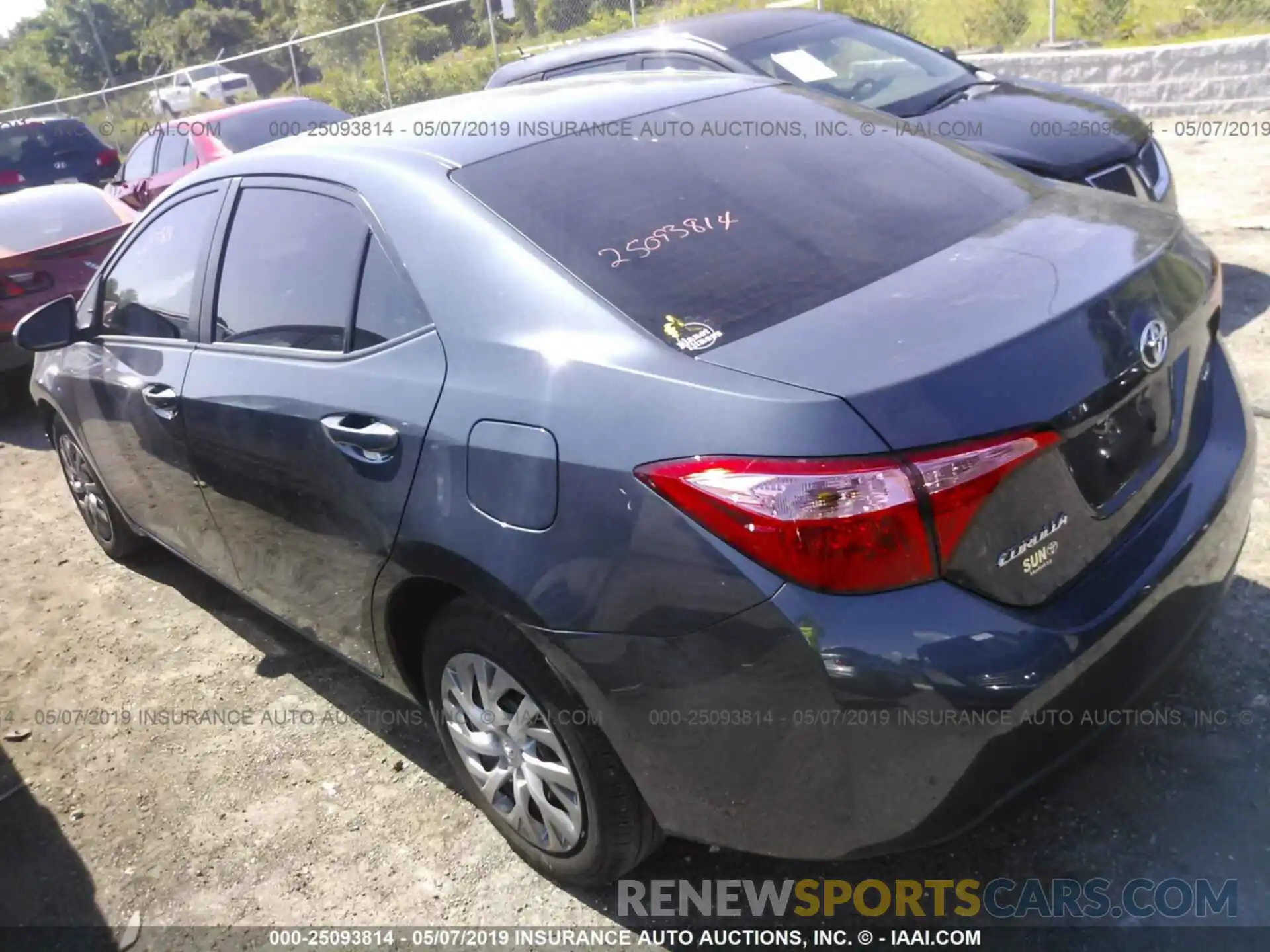 3 Photograph of a damaged car 5YFBURHE3KP913247 TOYOTA COROLLA 2019