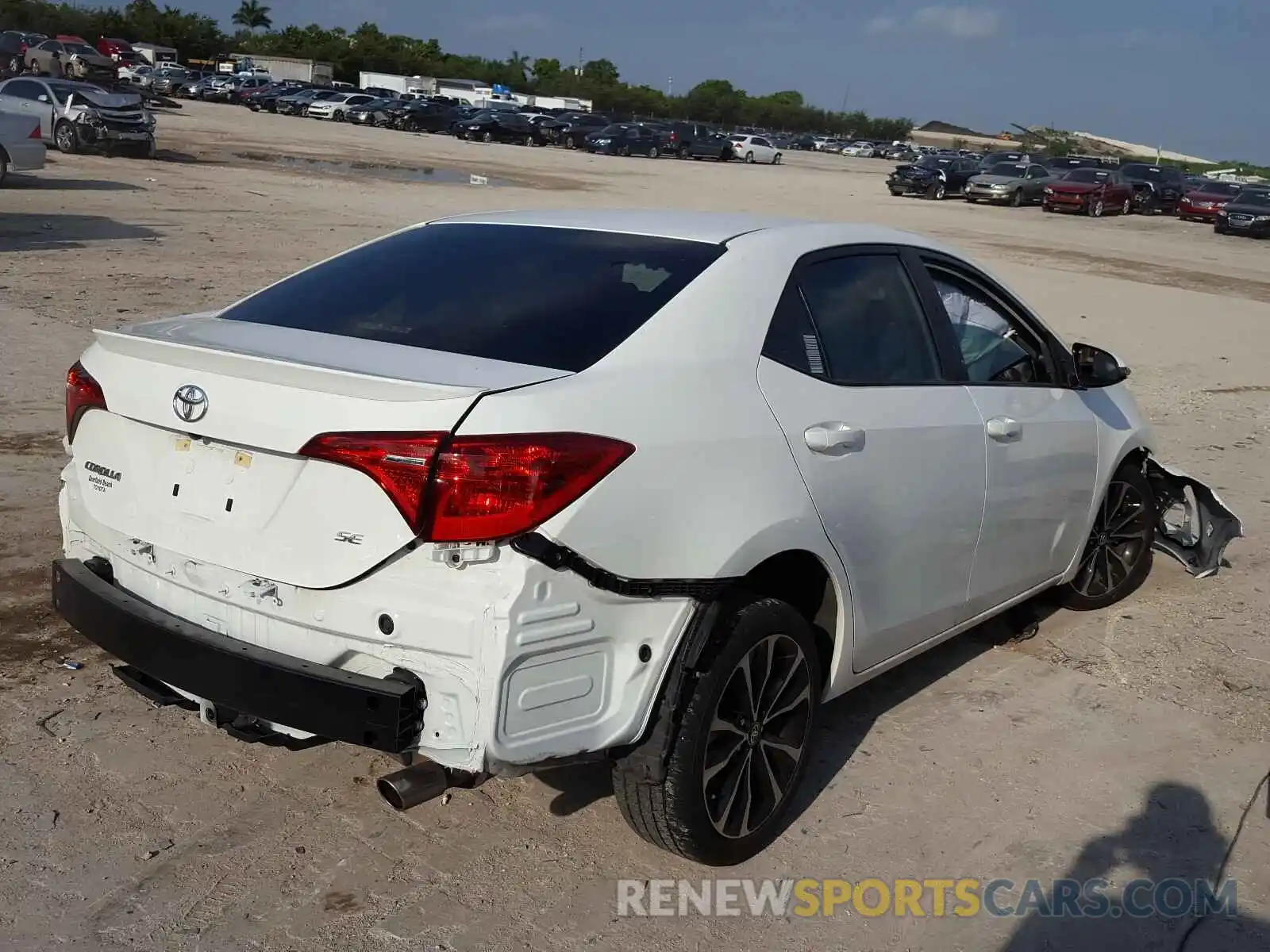 4 Photograph of a damaged car 5YFBURHE3KP913541 TOYOTA COROLLA 2019