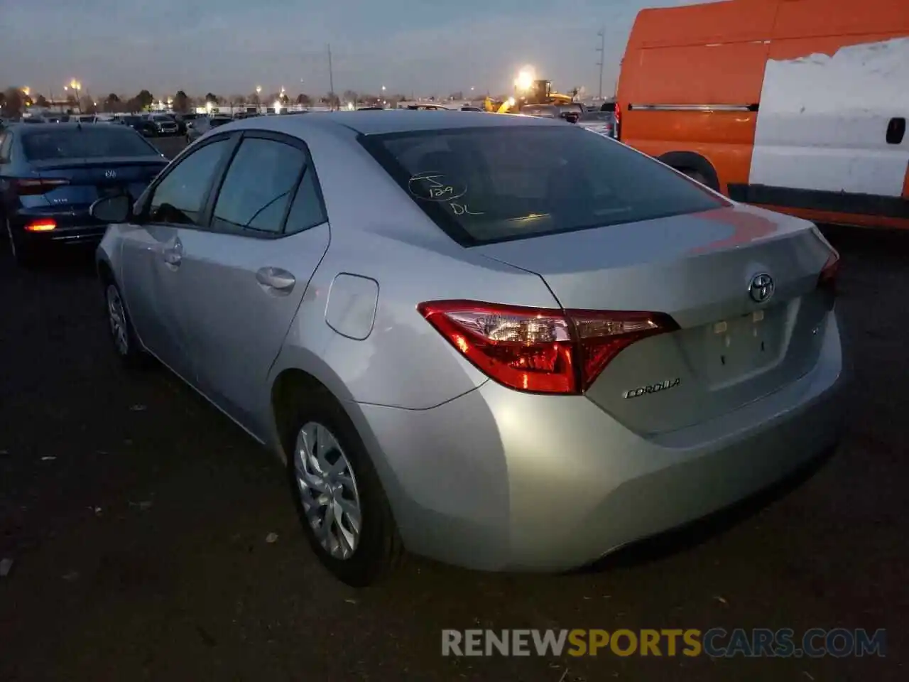 3 Photograph of a damaged car 5YFBURHE3KP913894 TOYOTA COROLLA 2019