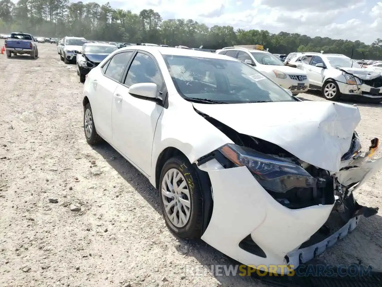 1 Photograph of a damaged car 5YFBURHE3KP914334 TOYOTA COROLLA 2019