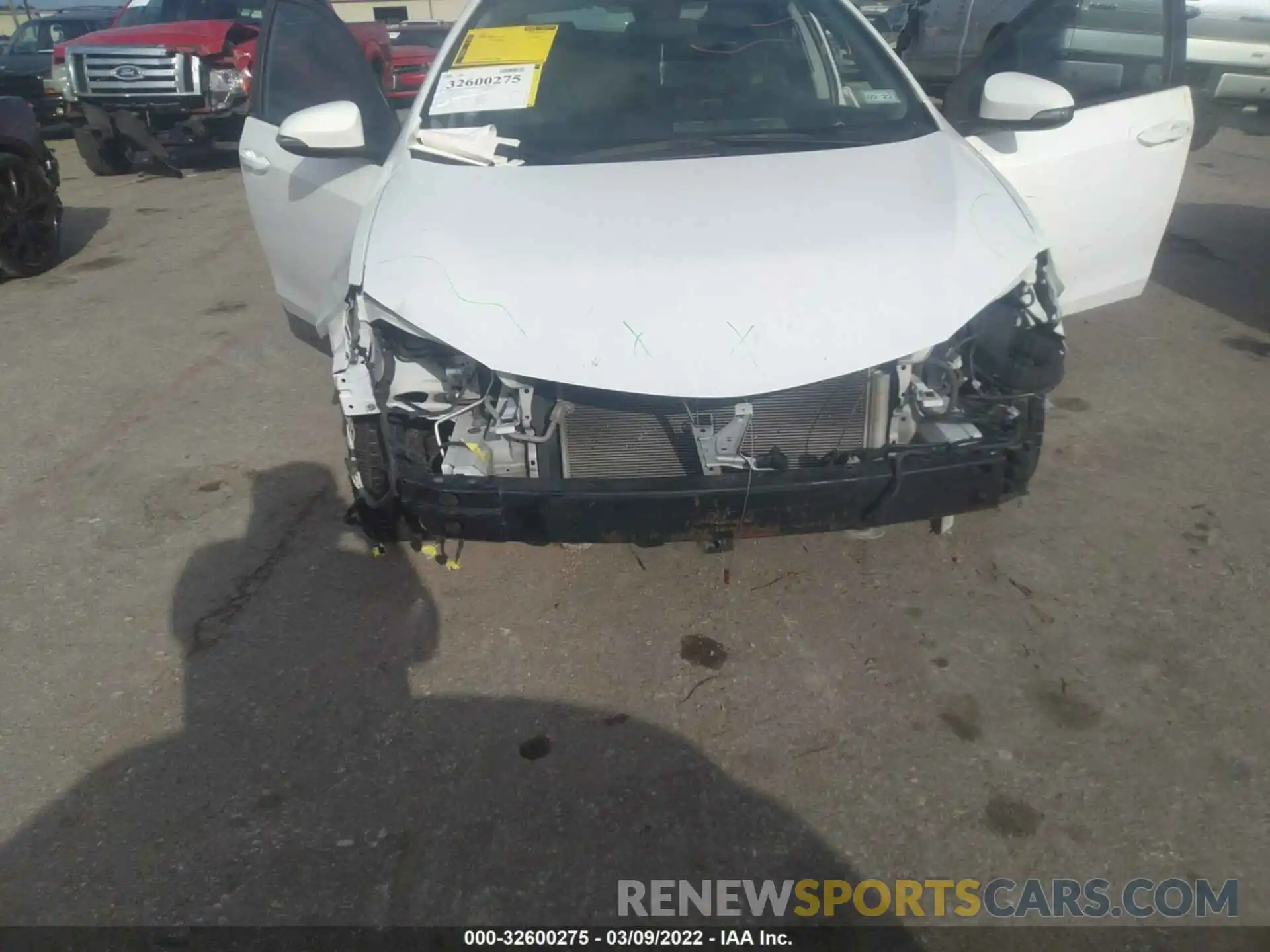 6 Photograph of a damaged car 5YFBURHE3KP915869 TOYOTA COROLLA 2019