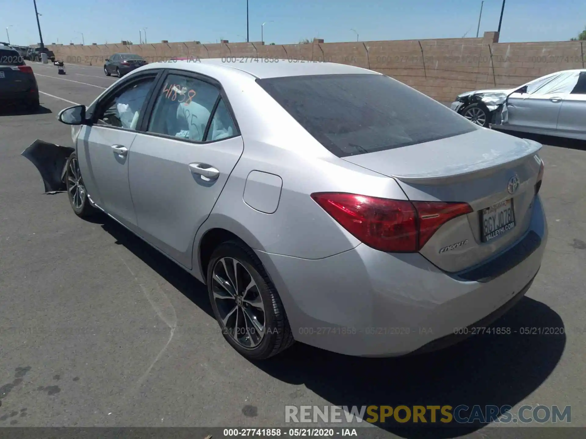 3 Photograph of a damaged car 5YFBURHE3KP916861 TOYOTA COROLLA 2019