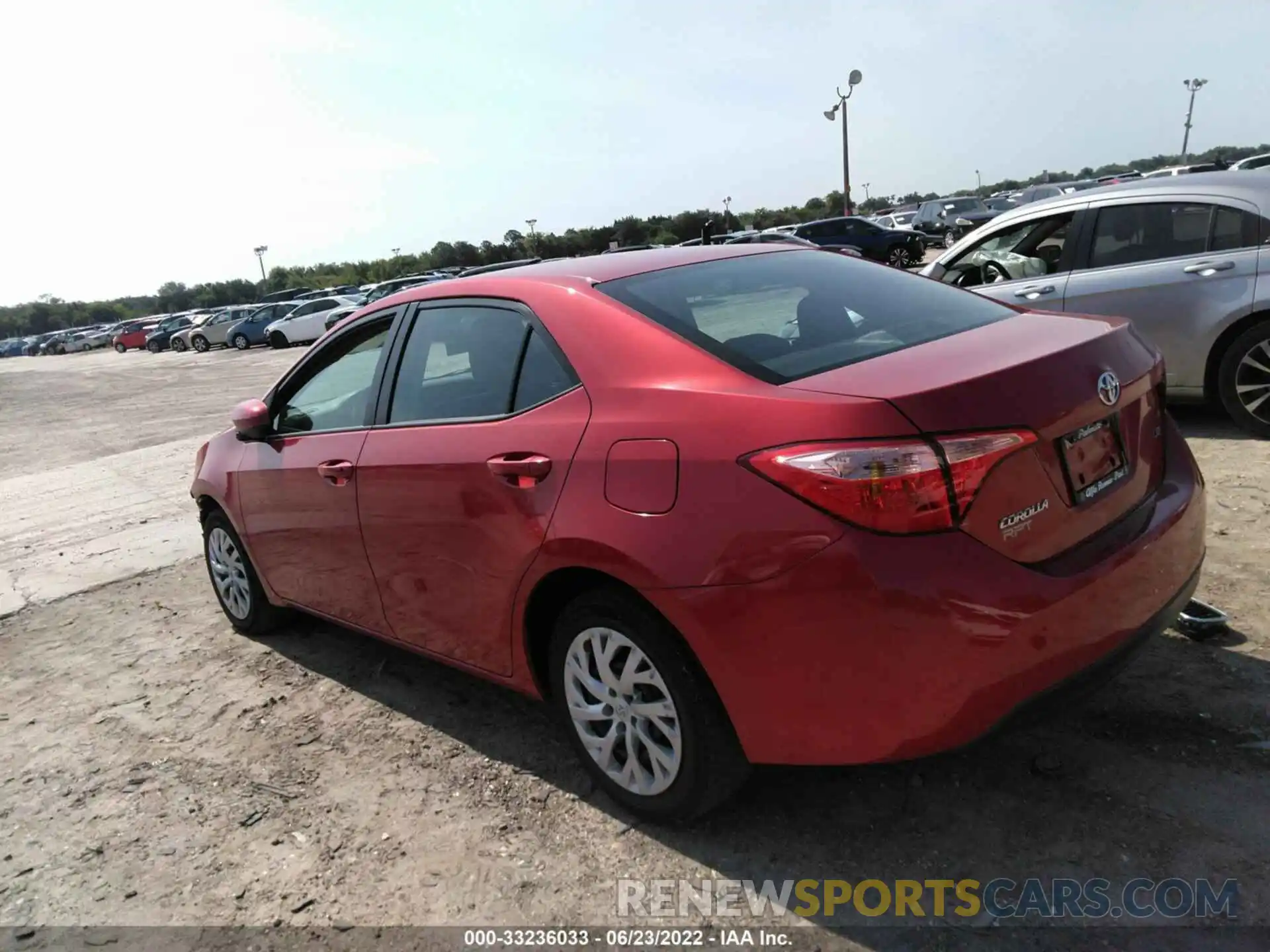 3 Photograph of a damaged car 5YFBURHE3KP917055 TOYOTA COROLLA 2019