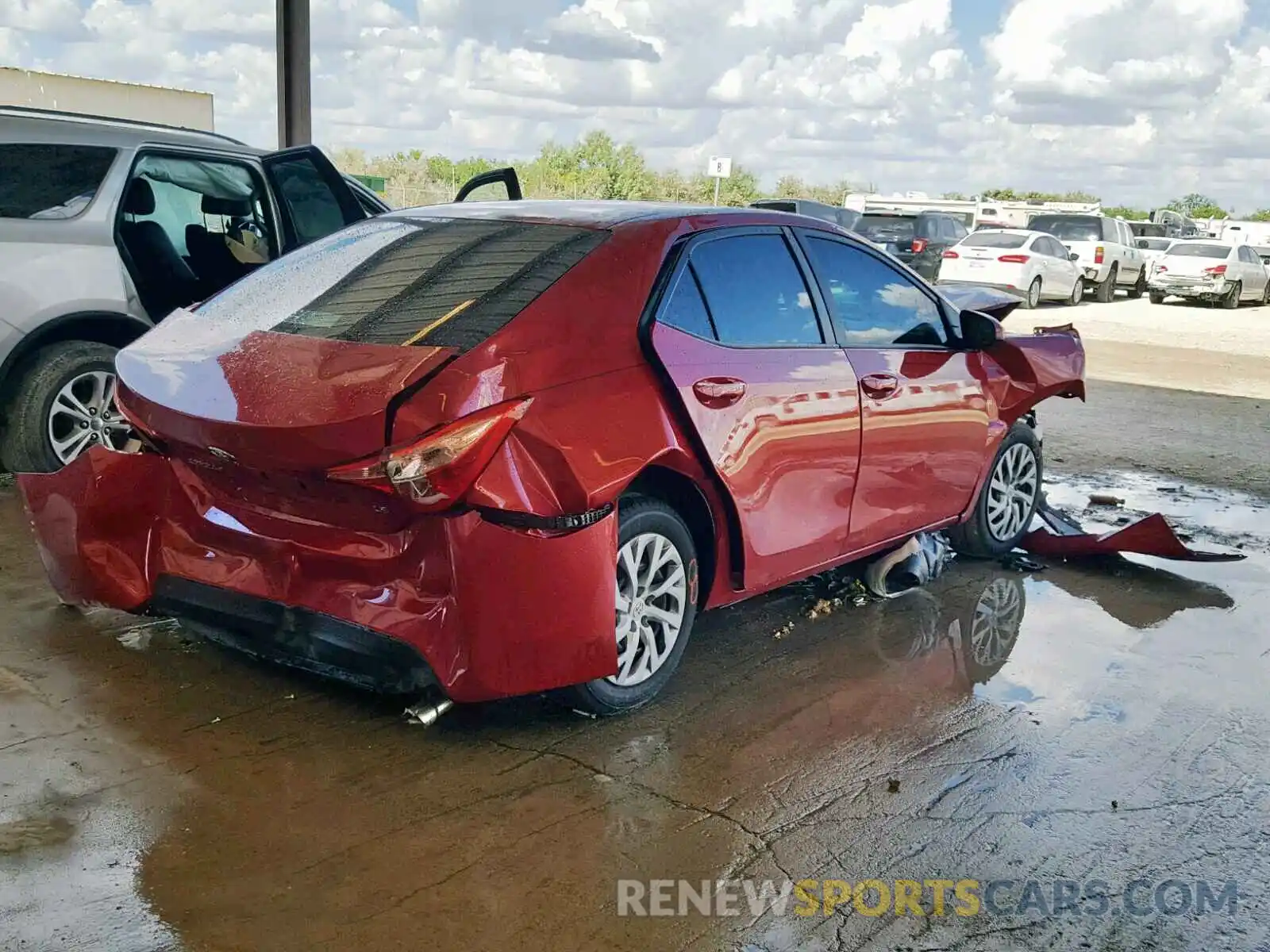 4 Photograph of a damaged car 5YFBURHE3KP918870 TOYOTA COROLLA 2019