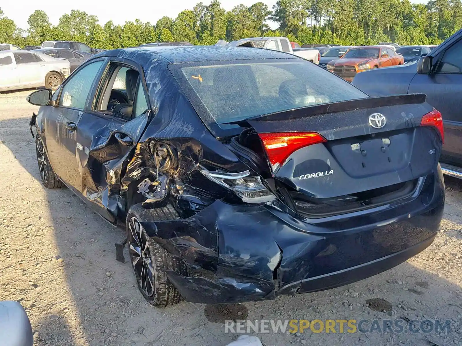 3 Photograph of a damaged car 5YFBURHE3KP918884 TOYOTA COROLLA 2019