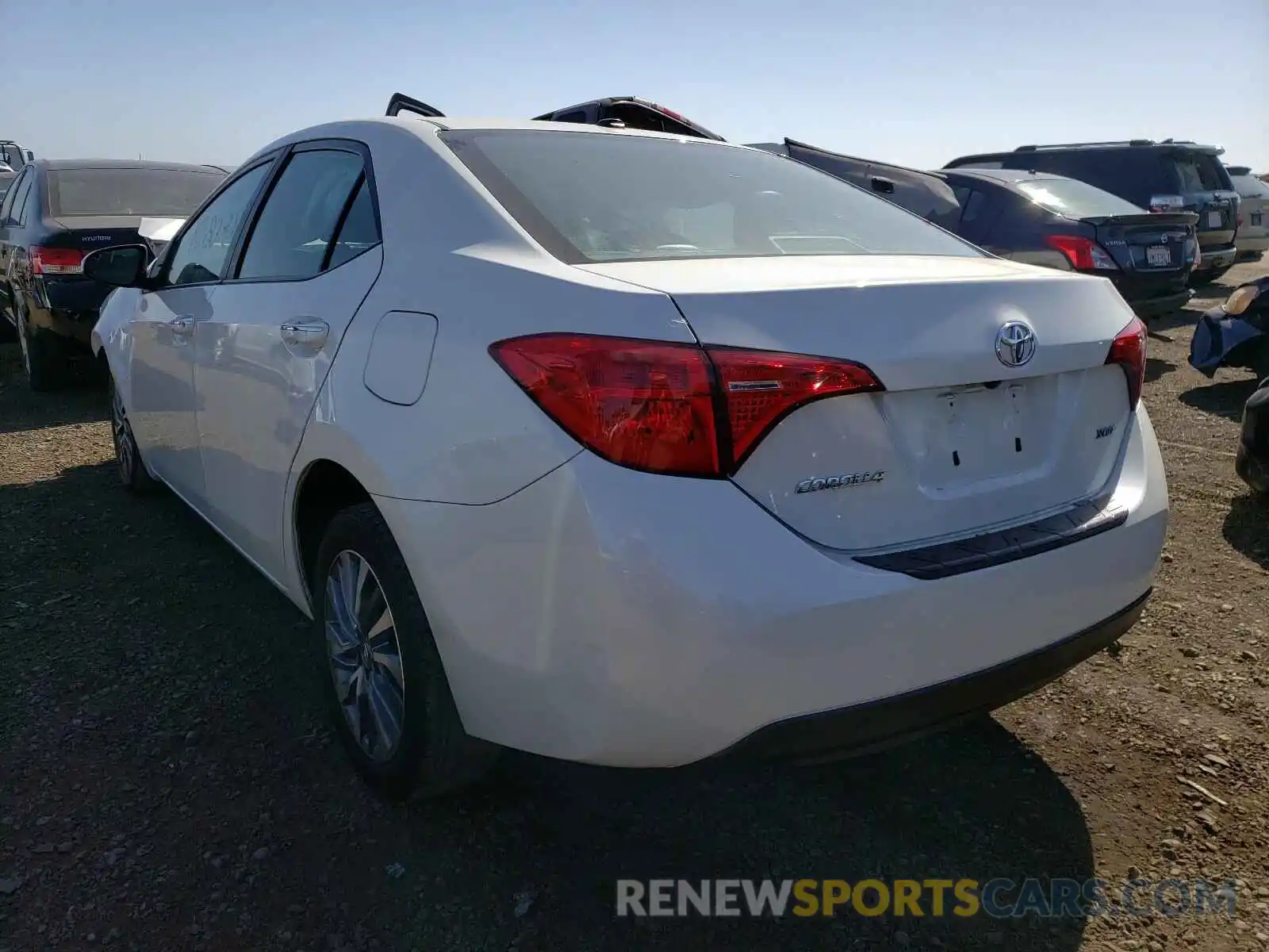 3 Photograph of a damaged car 5YFBURHE3KP919338 TOYOTA COROLLA 2019