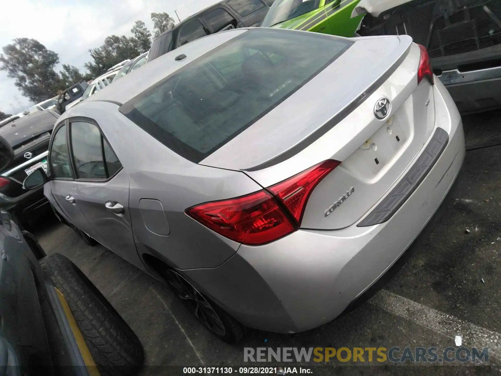 3 Photograph of a damaged car 5YFBURHE3KP919386 TOYOTA COROLLA 2019