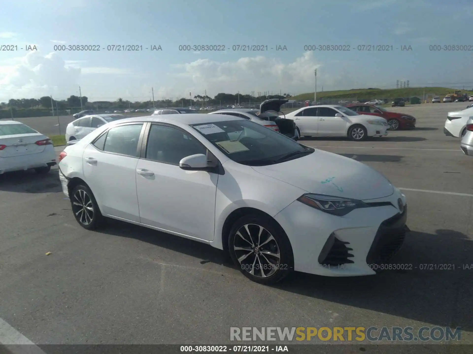 1 Photograph of a damaged car 5YFBURHE3KP920294 TOYOTA COROLLA 2019