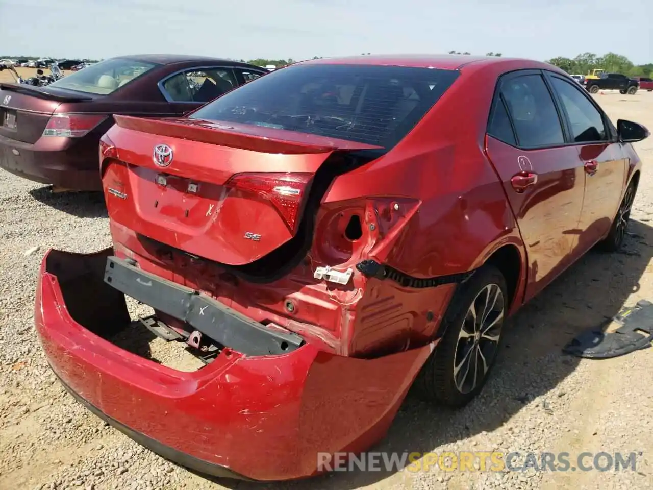 4 Photograph of a damaged car 5YFBURHE3KP920862 TOYOTA COROLLA 2019