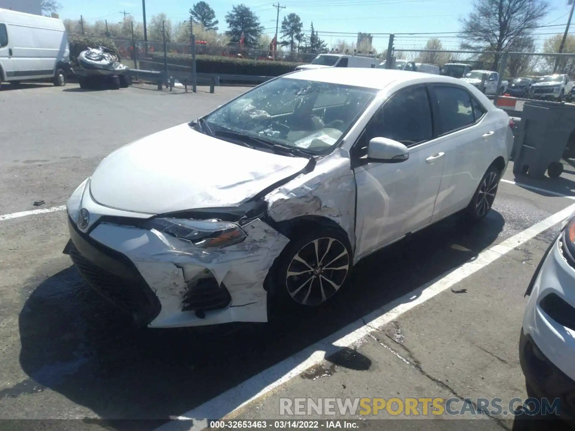 2 Photograph of a damaged car 5YFBURHE3KP922563 TOYOTA COROLLA 2019