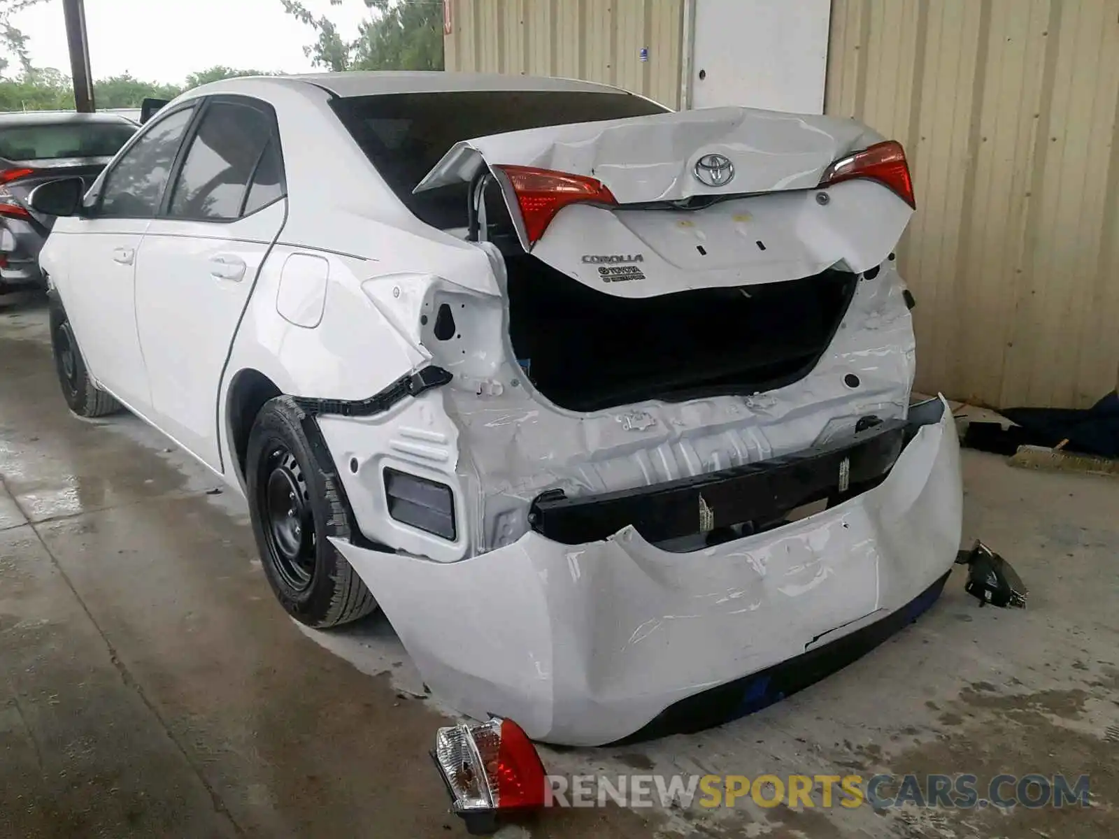 3 Photograph of a damaged car 5YFBURHE3KP922871 TOYOTA COROLLA 2019