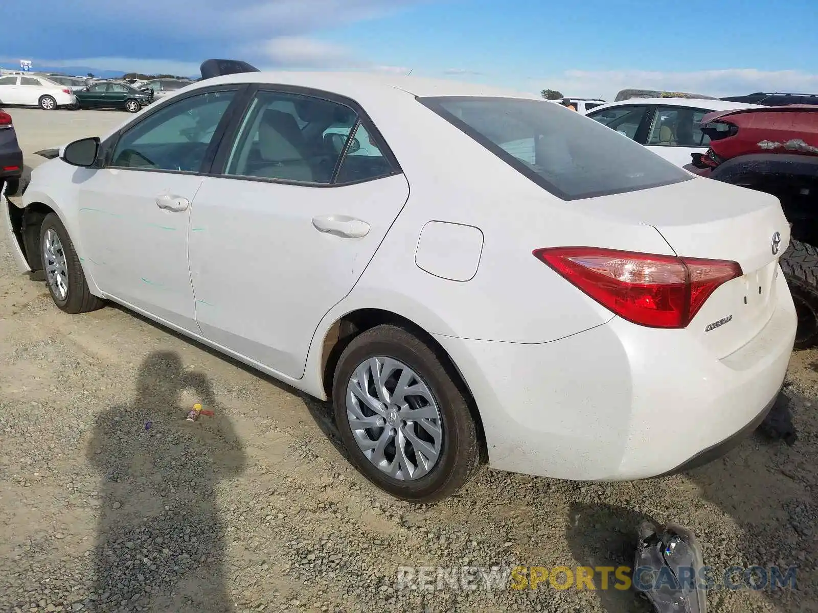 3 Photograph of a damaged car 5YFBURHE3KP923261 TOYOTA COROLLA 2019