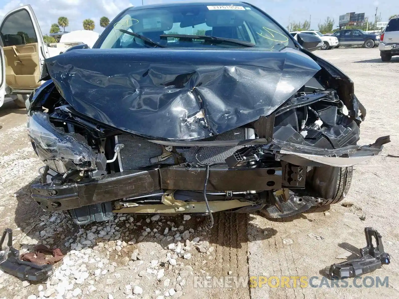 9 Photograph of a damaged car 5YFBURHE3KP923535 TOYOTA COROLLA 2019