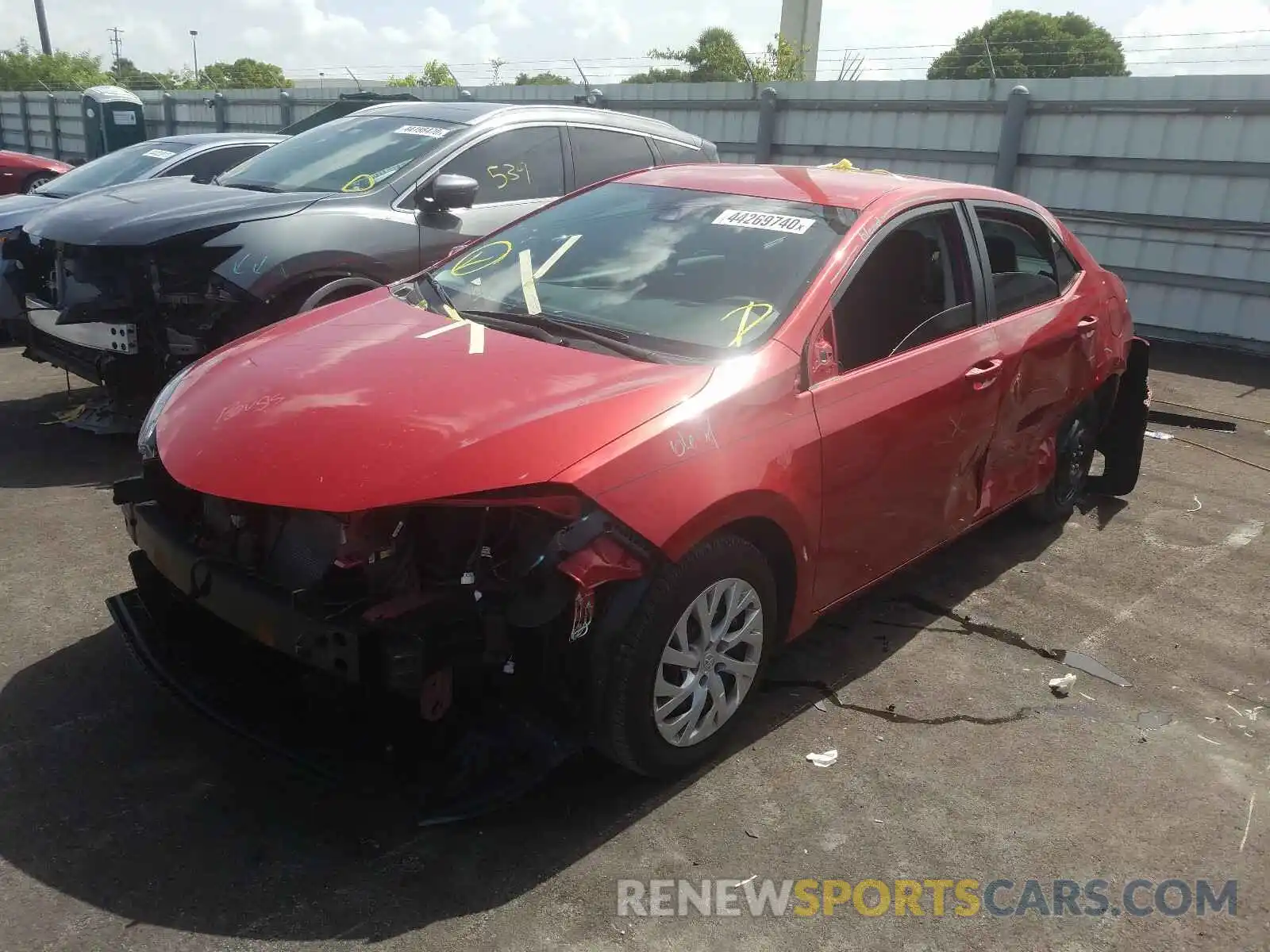 2 Photograph of a damaged car 5YFBURHE3KP923695 TOYOTA COROLLA 2019