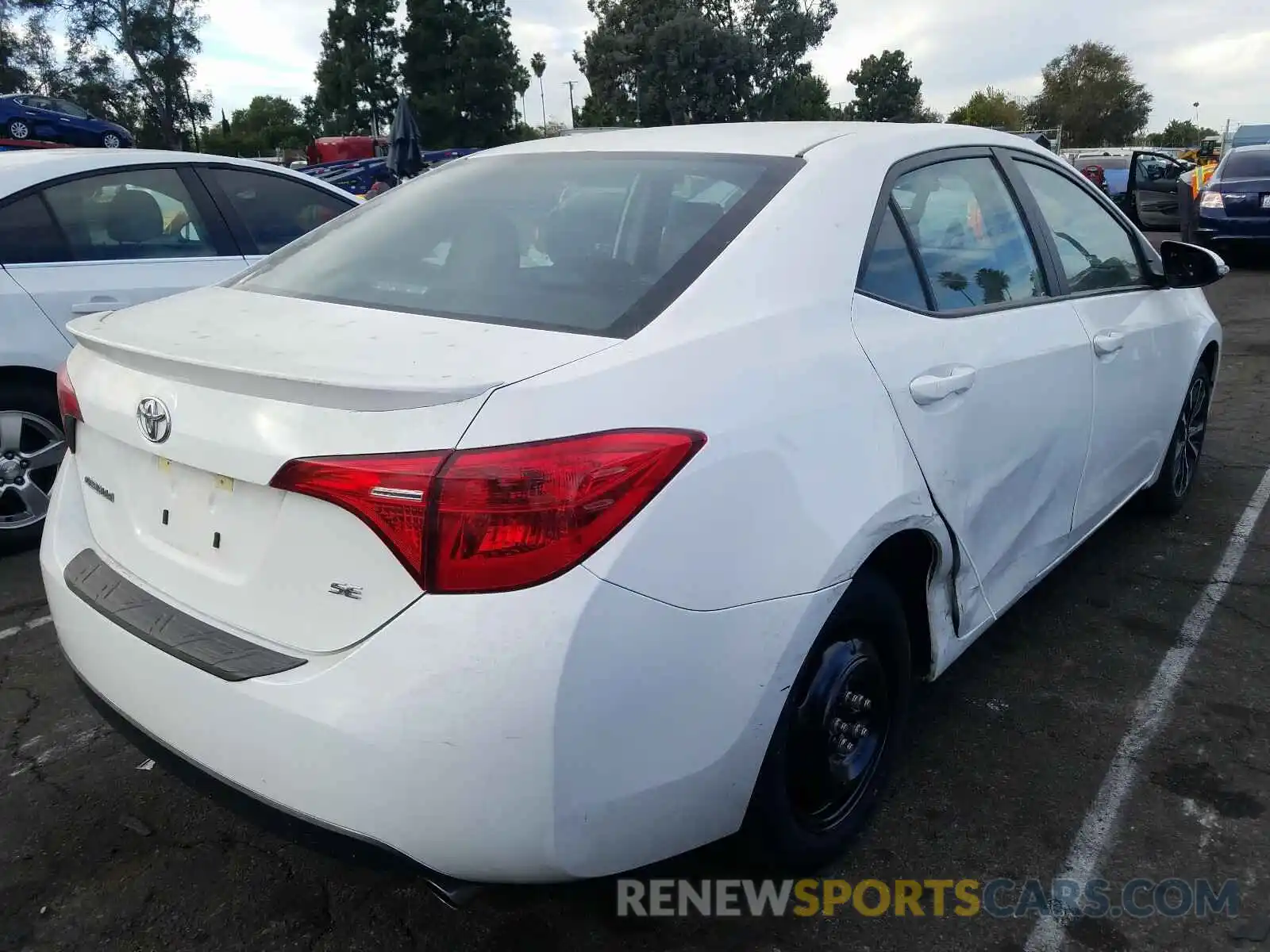 4 Photograph of a damaged car 5YFBURHE3KP925477 TOYOTA COROLLA 2019