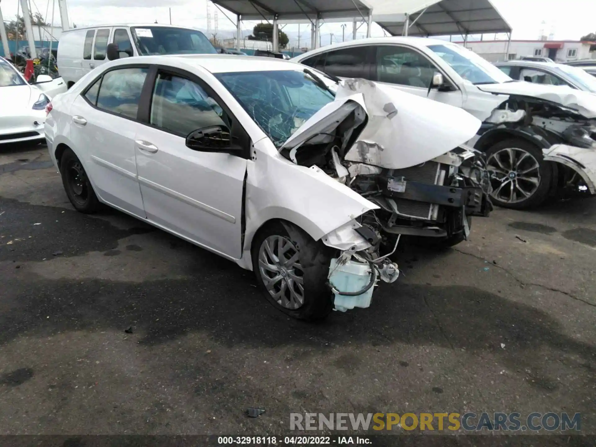 1 Photograph of a damaged car 5YFBURHE3KP926029 TOYOTA COROLLA 2019