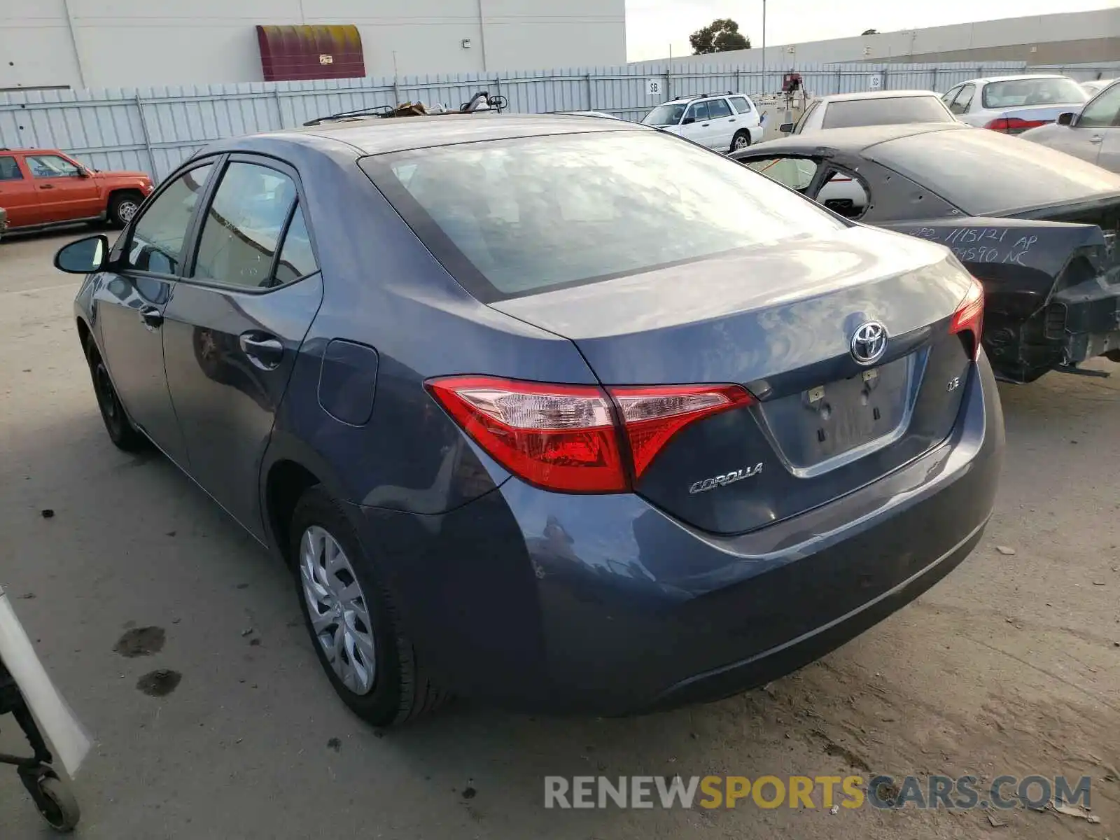 3 Photograph of a damaged car 5YFBURHE3KP928637 TOYOTA COROLLA 2019