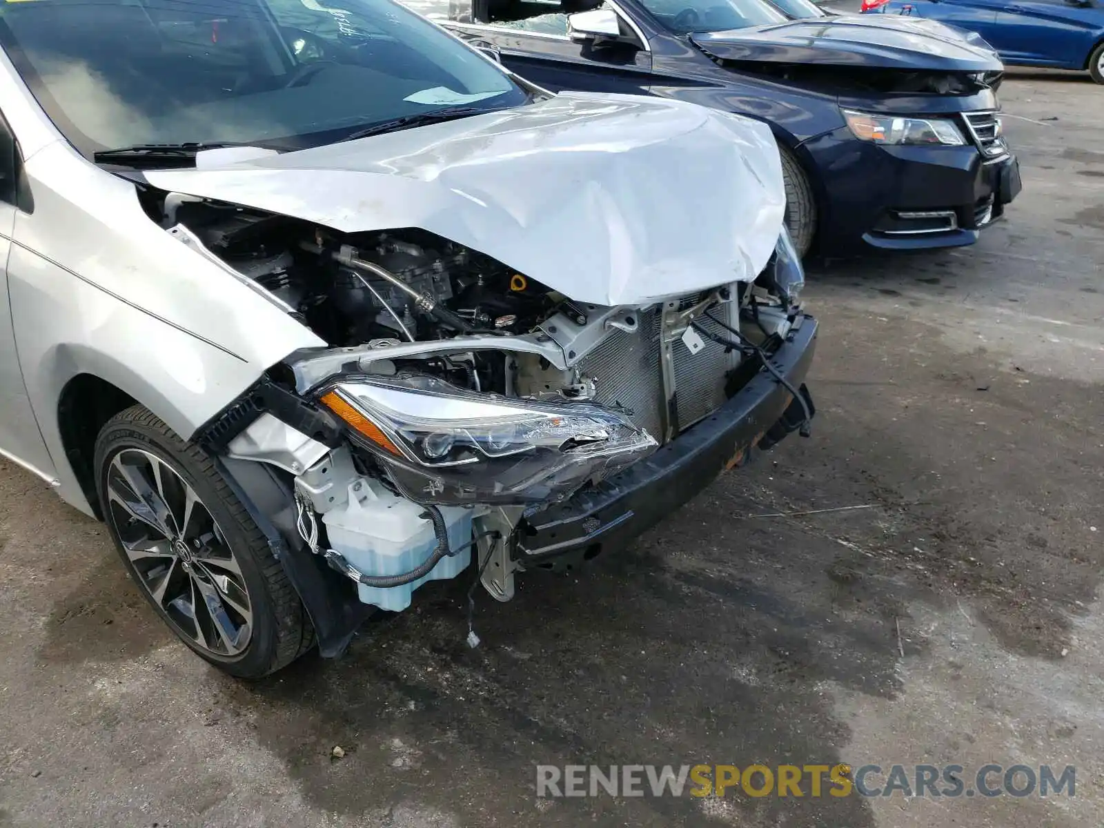 9 Photograph of a damaged car 5YFBURHE3KP929738 TOYOTA COROLLA 2019