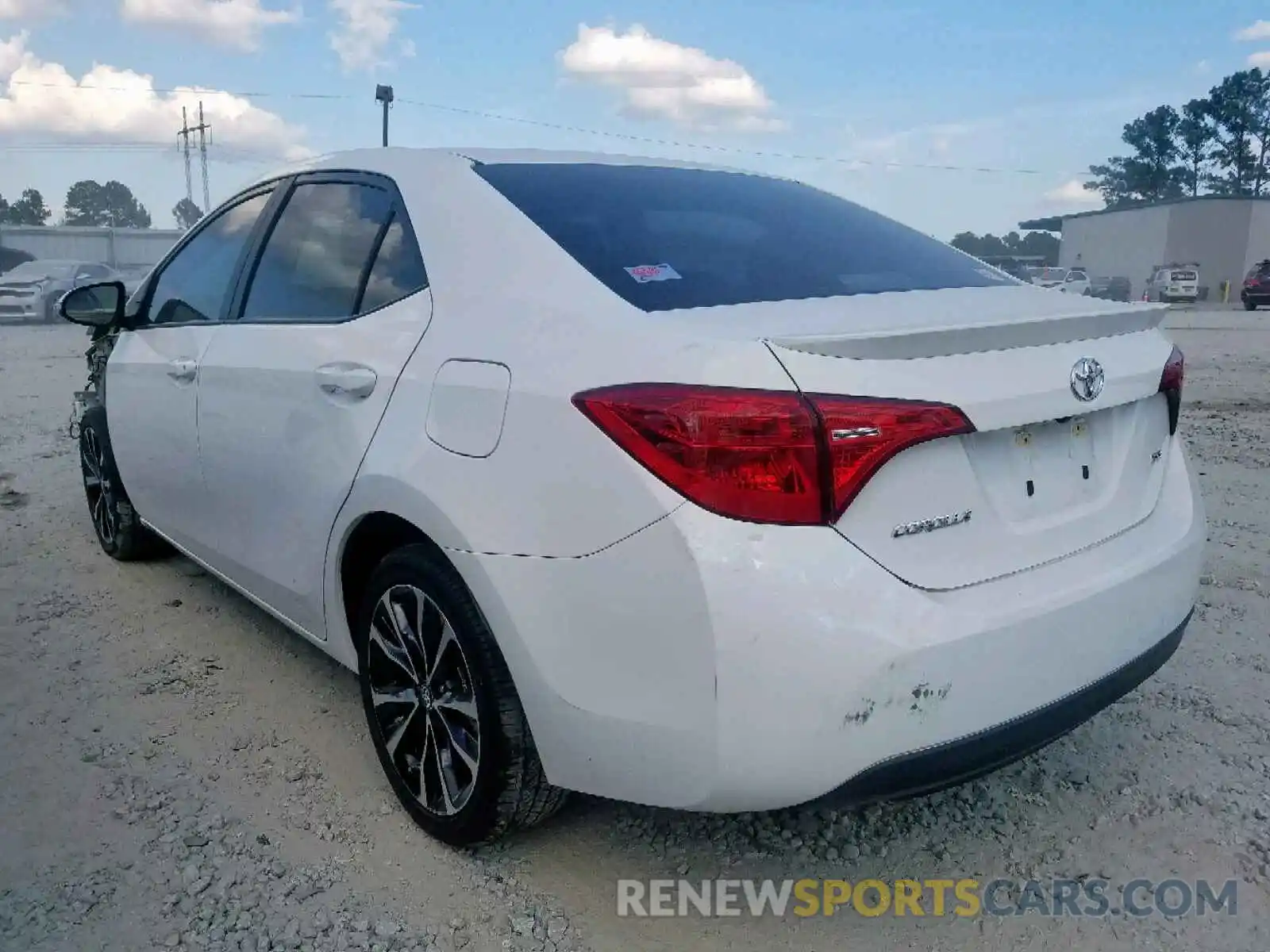 3 Photograph of a damaged car 5YFBURHE3KP930288 TOYOTA COROLLA 2019