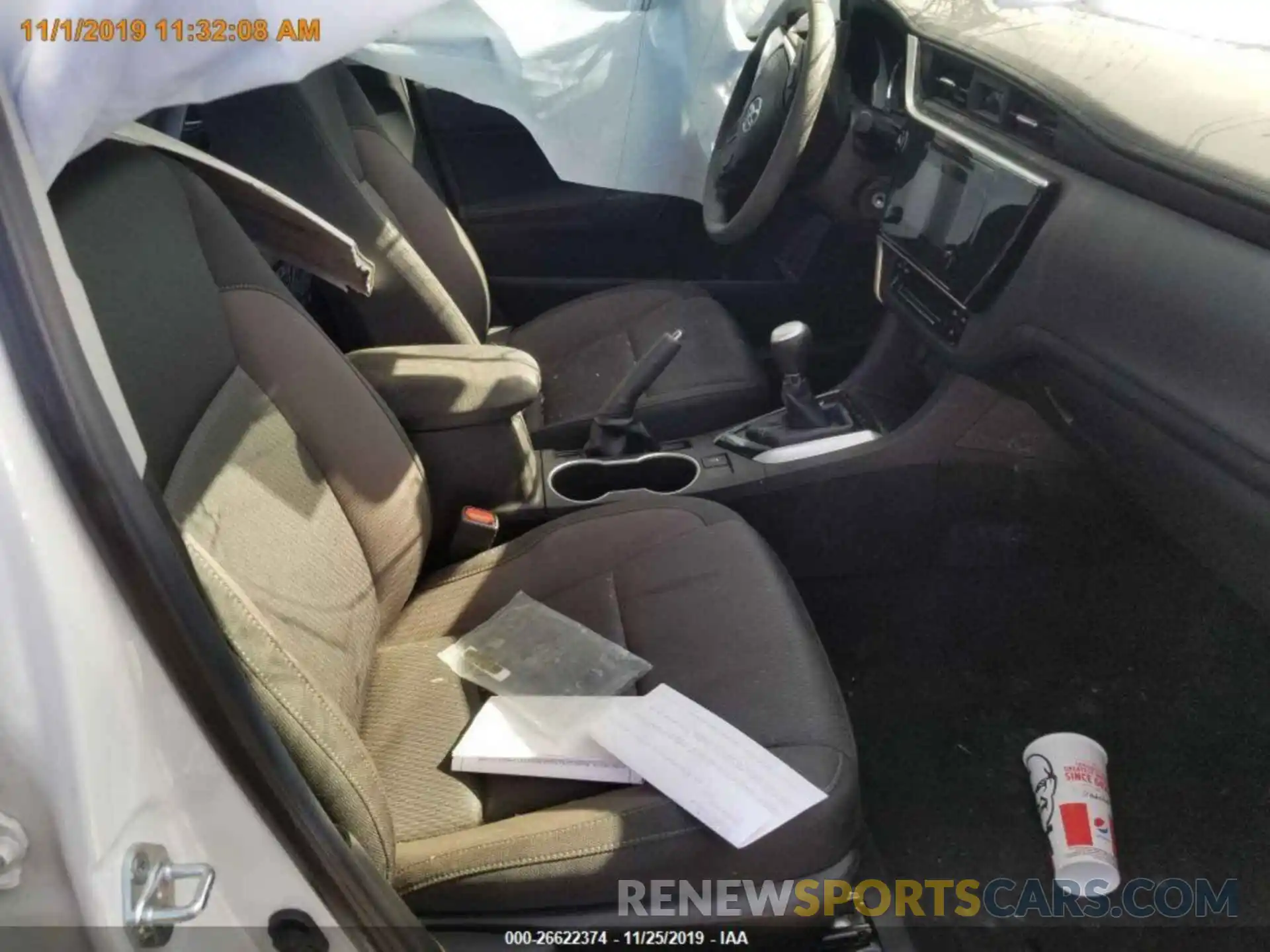 14 Photograph of a damaged car 5YFBURHE3KP932753 TOYOTA COROLLA 2019