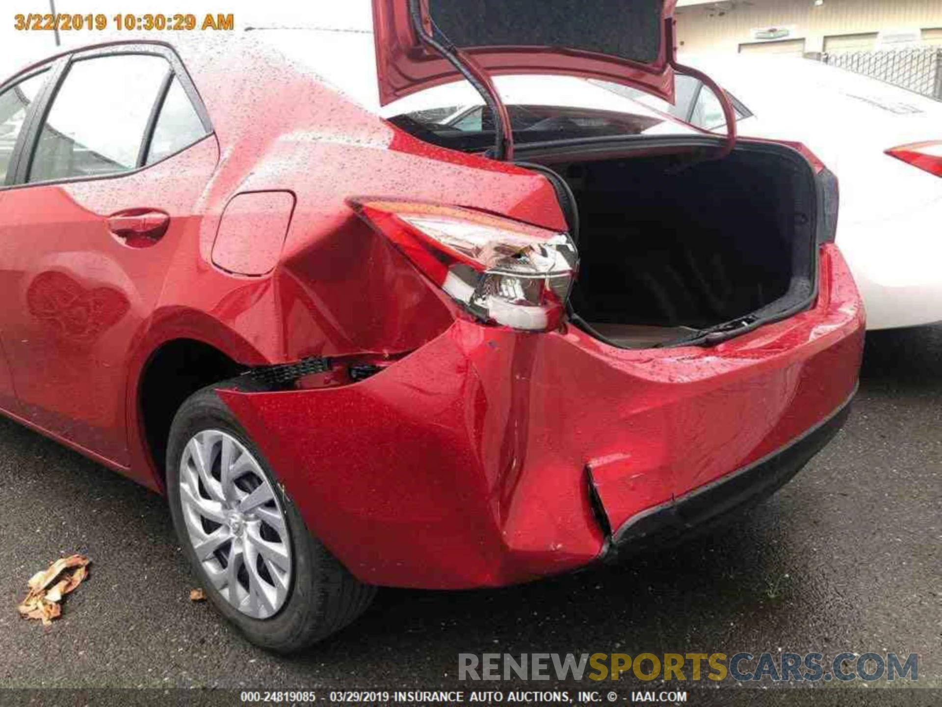 11 Photograph of a damaged car 5YFBURHE3KP932770 TOYOTA COROLLA 2019