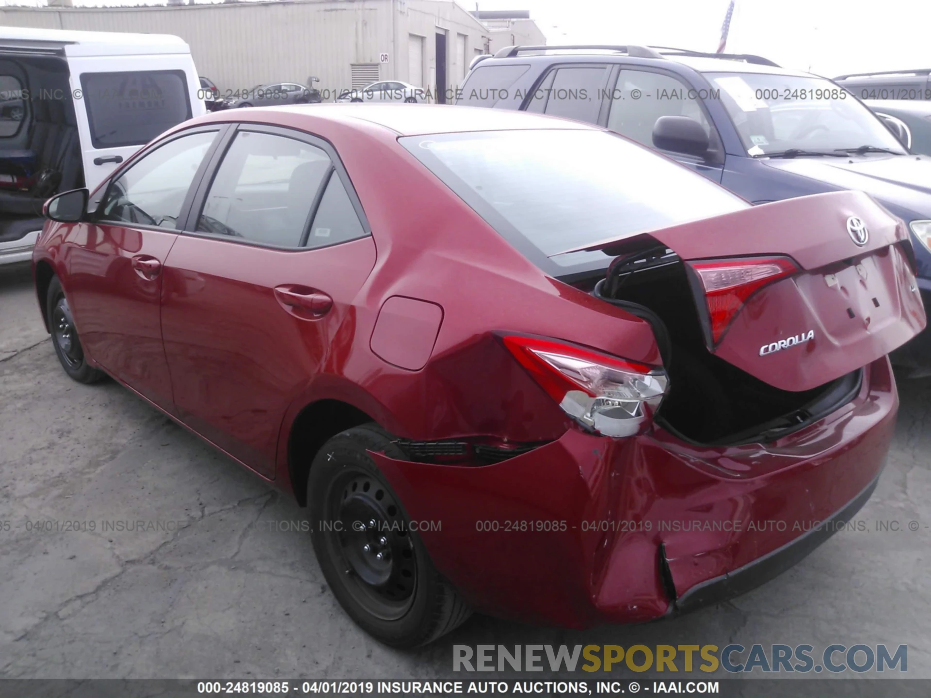 3 Photograph of a damaged car 5YFBURHE3KP932770 TOYOTA COROLLA 2019