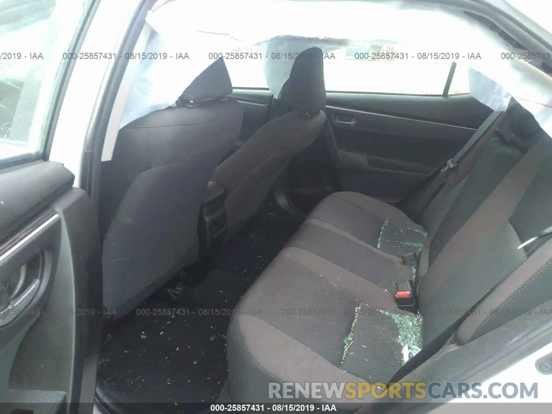 8 Photograph of a damaged car 5YFBURHE3KP932865 TOYOTA COROLLA 2019