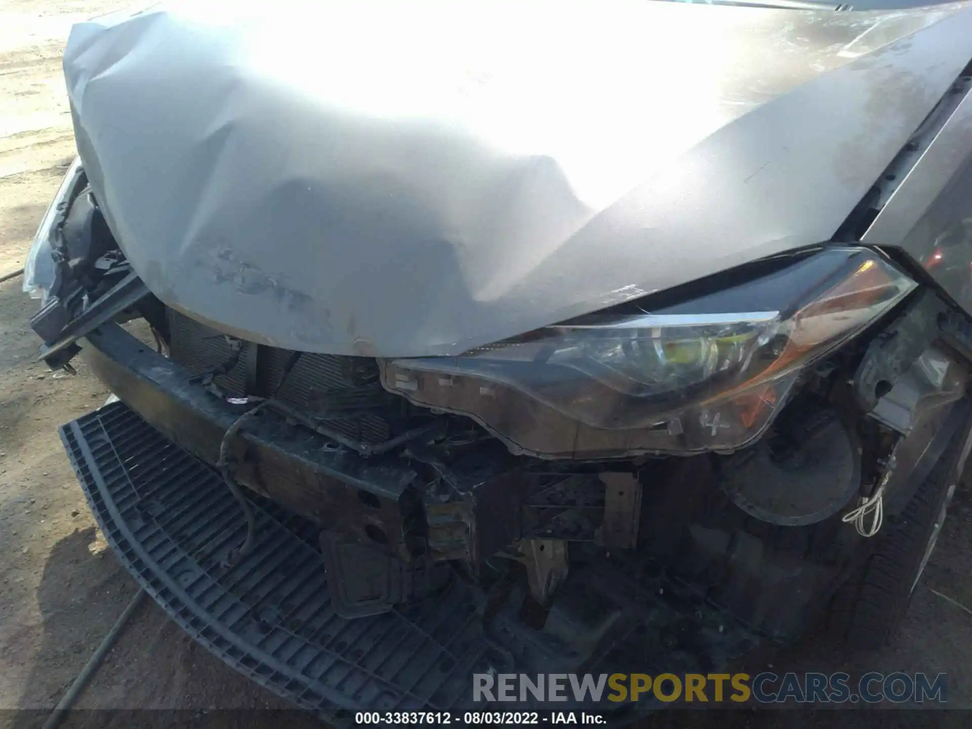 6 Photograph of a damaged car 5YFBURHE3KP933210 TOYOTA COROLLA 2019