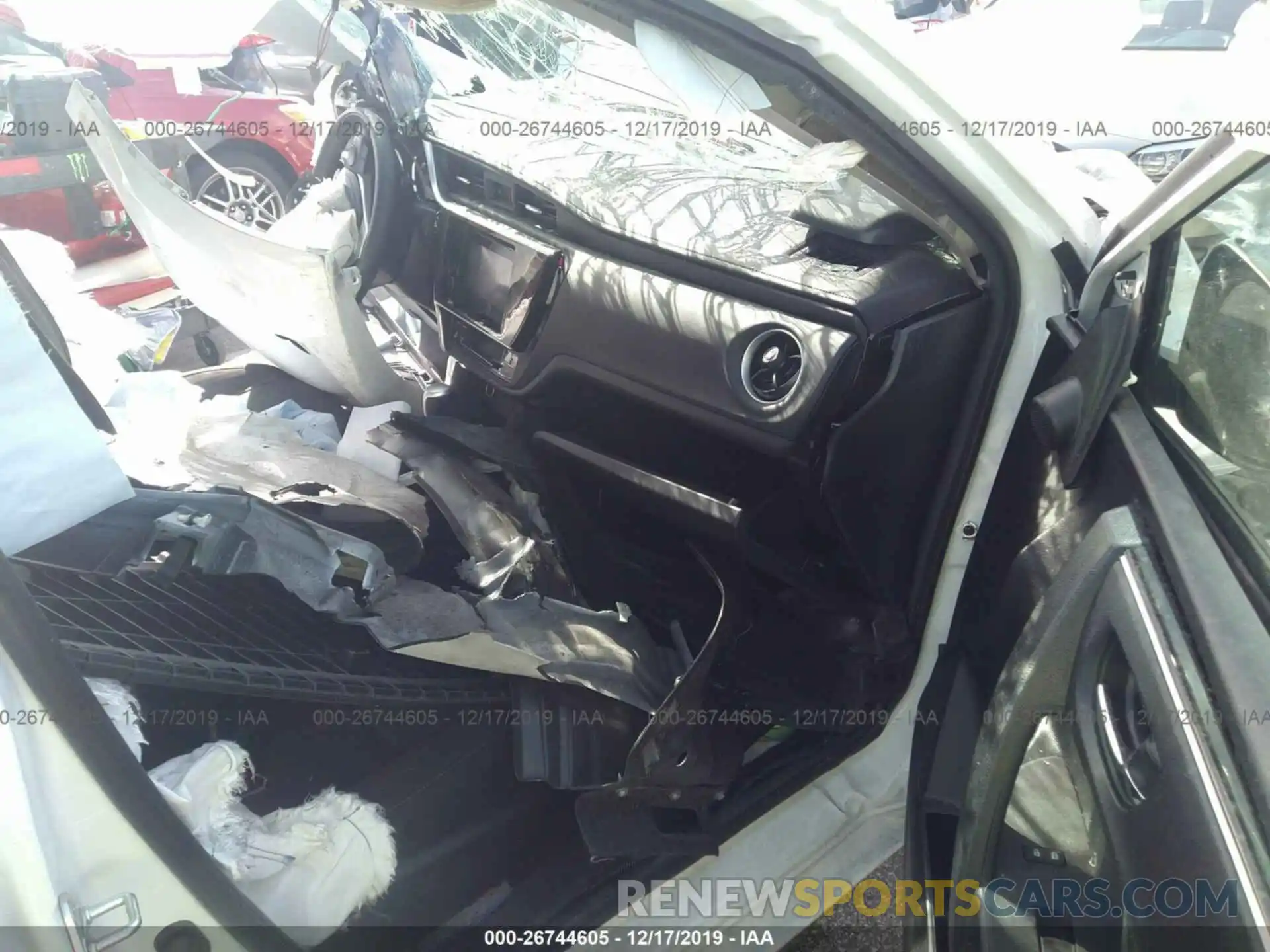 5 Photograph of a damaged car 5YFBURHE3KP933420 TOYOTA COROLLA 2019