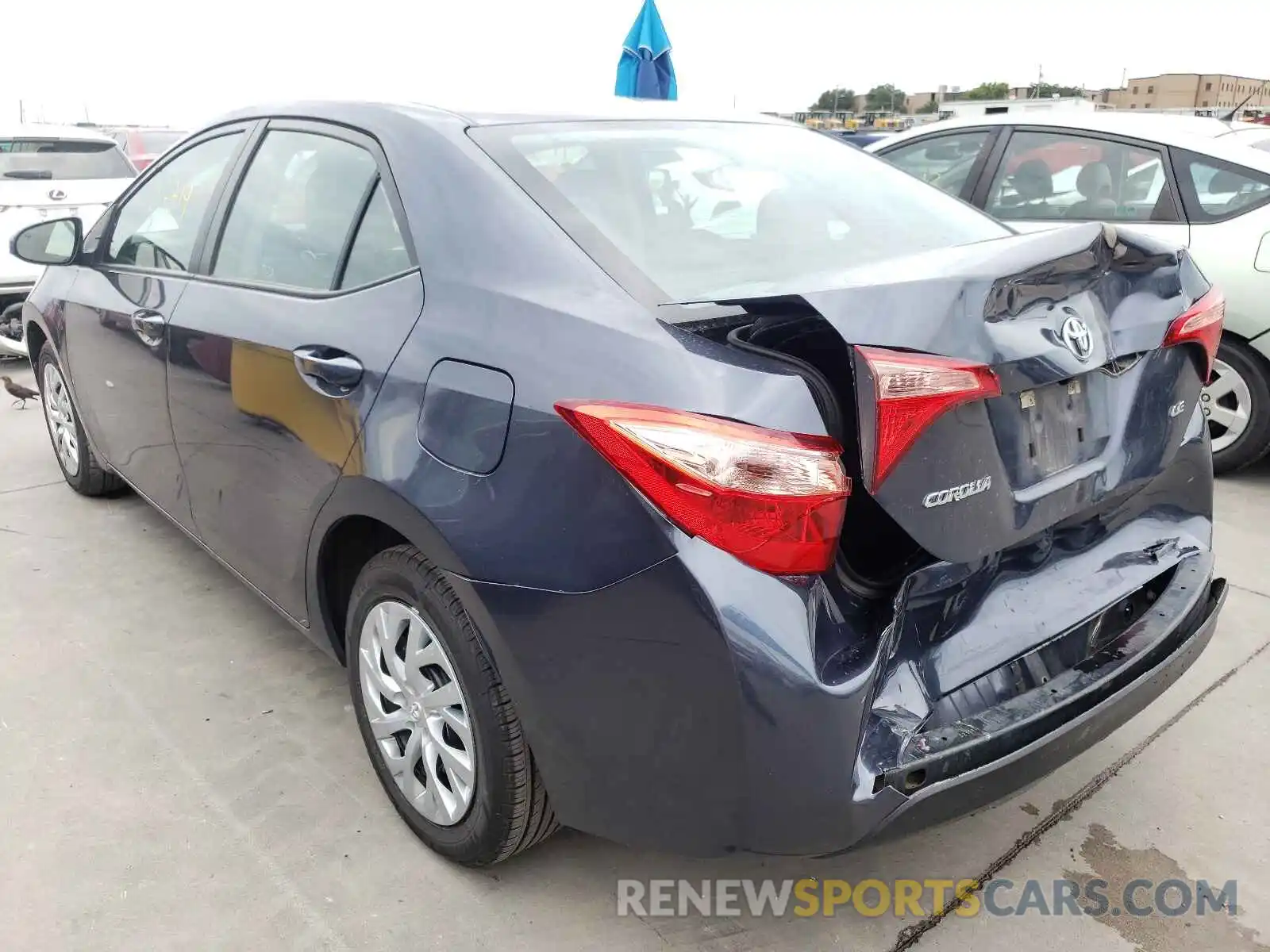 3 Photograph of a damaged car 5YFBURHE3KP934339 TOYOTA COROLLA 2019