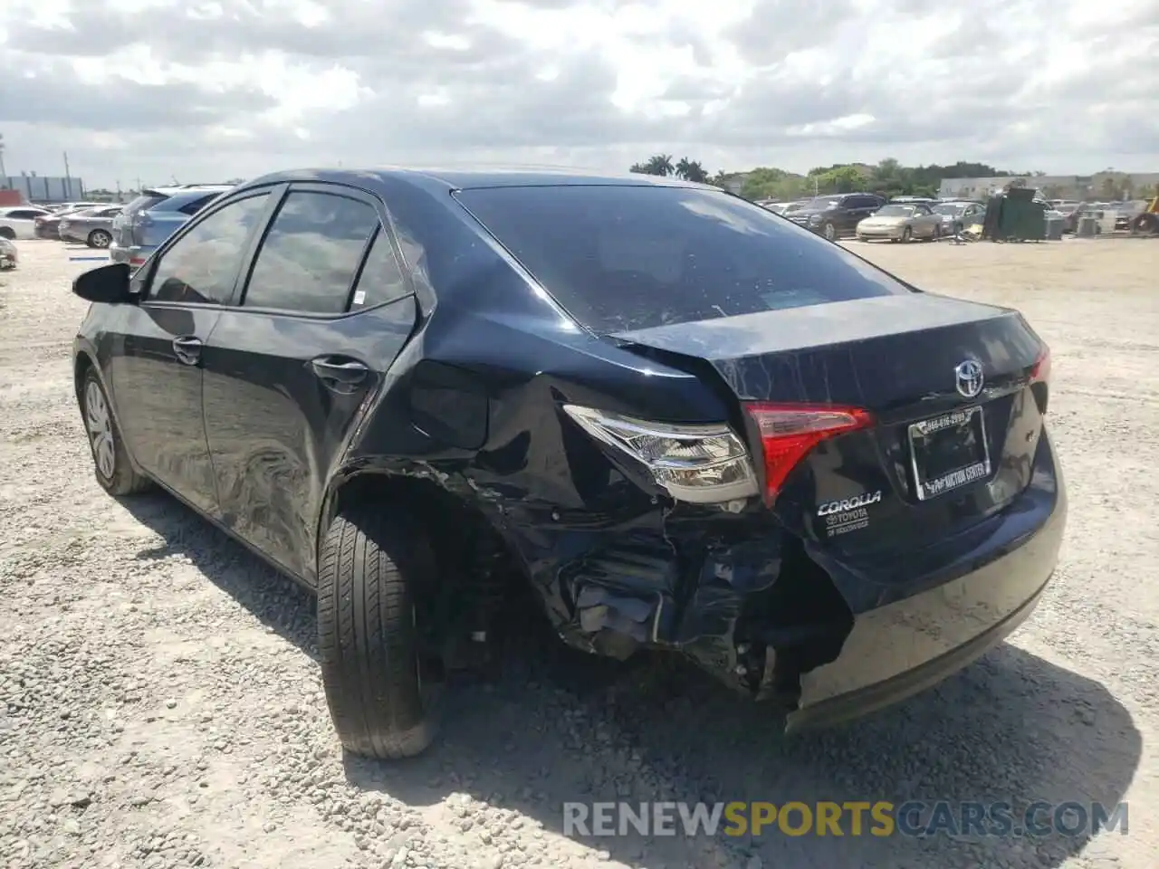 3 Photograph of a damaged car 5YFBURHE3KP934437 TOYOTA COROLLA 2019