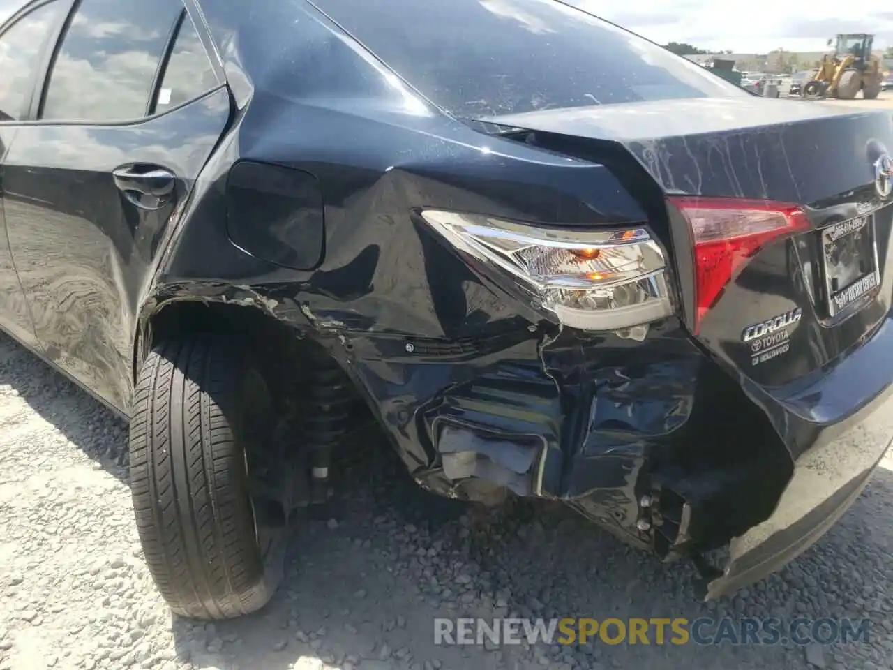 9 Photograph of a damaged car 5YFBURHE3KP934437 TOYOTA COROLLA 2019