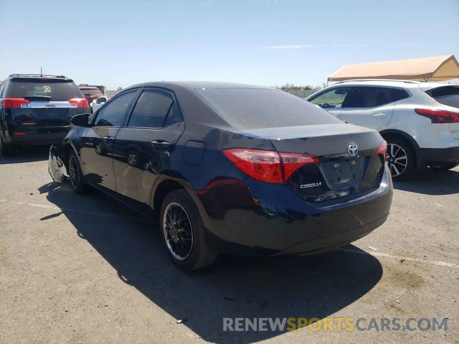 3 Photograph of a damaged car 5YFBURHE3KP935166 TOYOTA COROLLA 2019