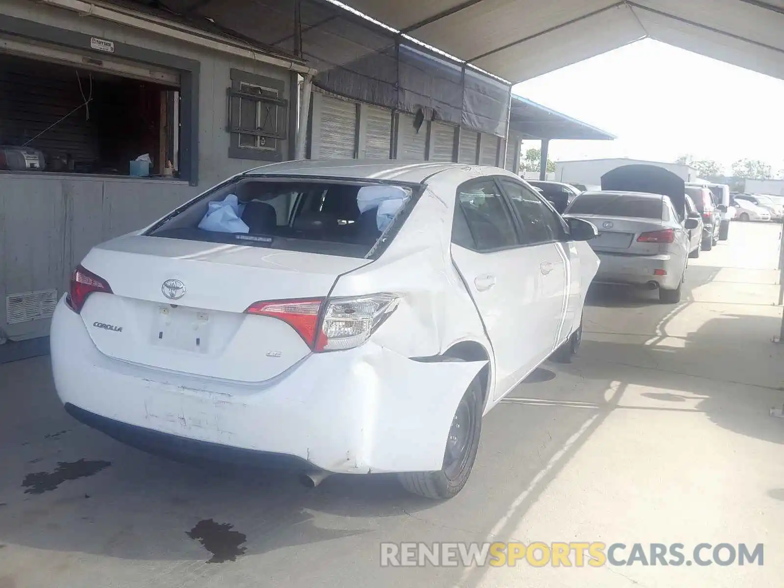 4 Photograph of a damaged car 5YFBURHE3KP935636 TOYOTA COROLLA 2019